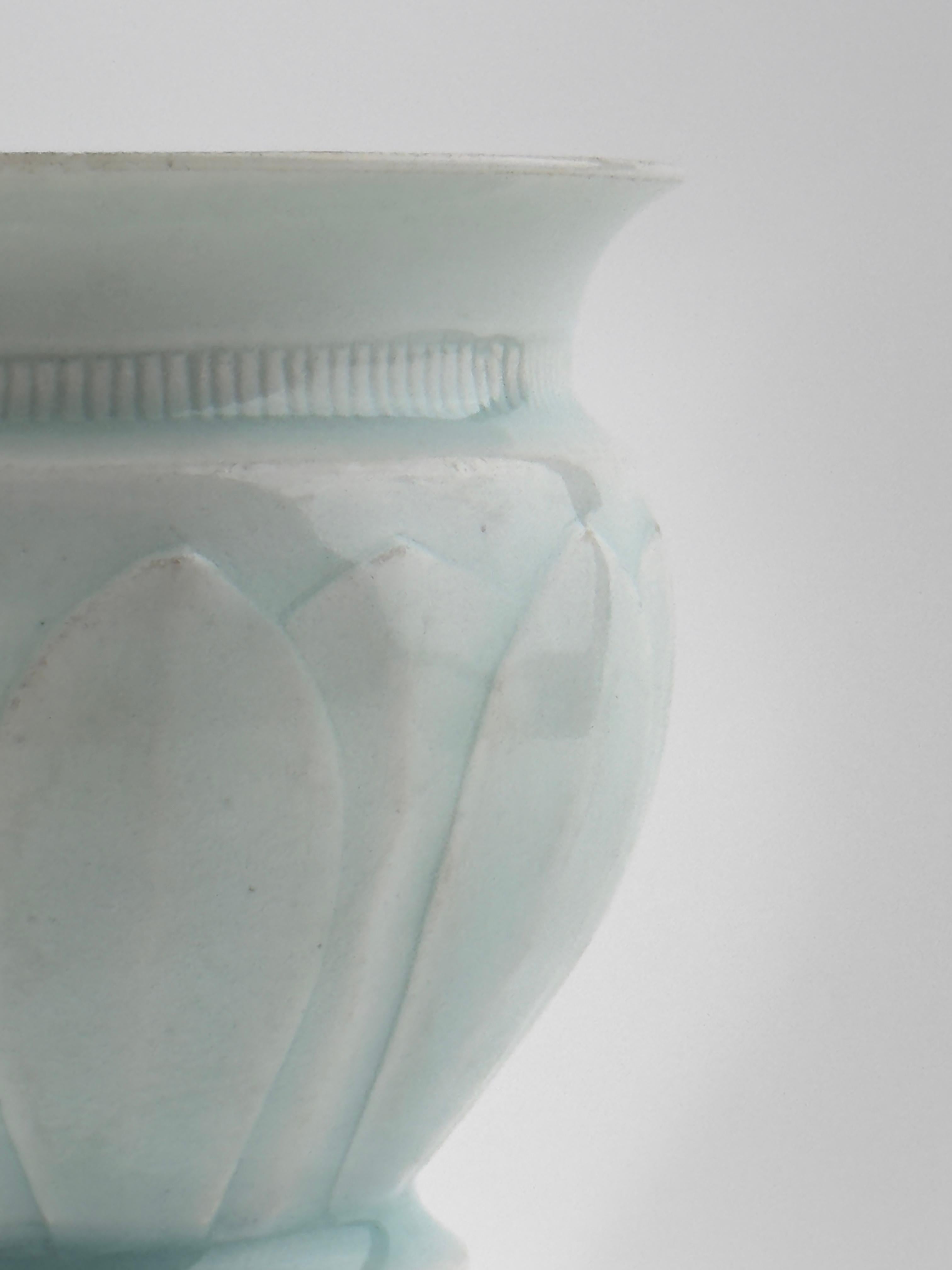 Qingbai Lotus Censer, Song Dynasty In Good Condition For Sale In seoul, KR