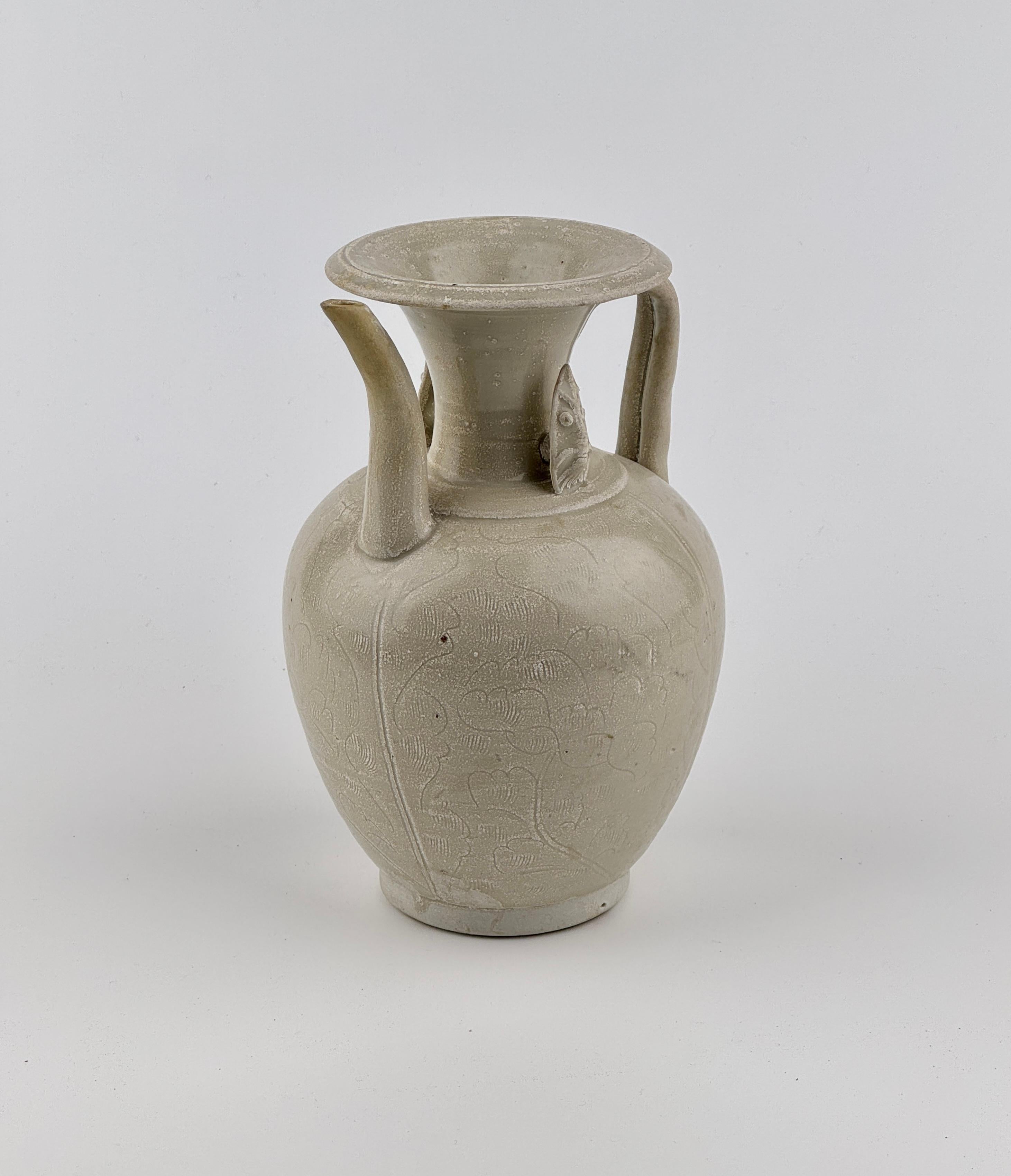 Qingbai Melon form water ewer, Five Dynasties-Northern song dynasty For Sale 4