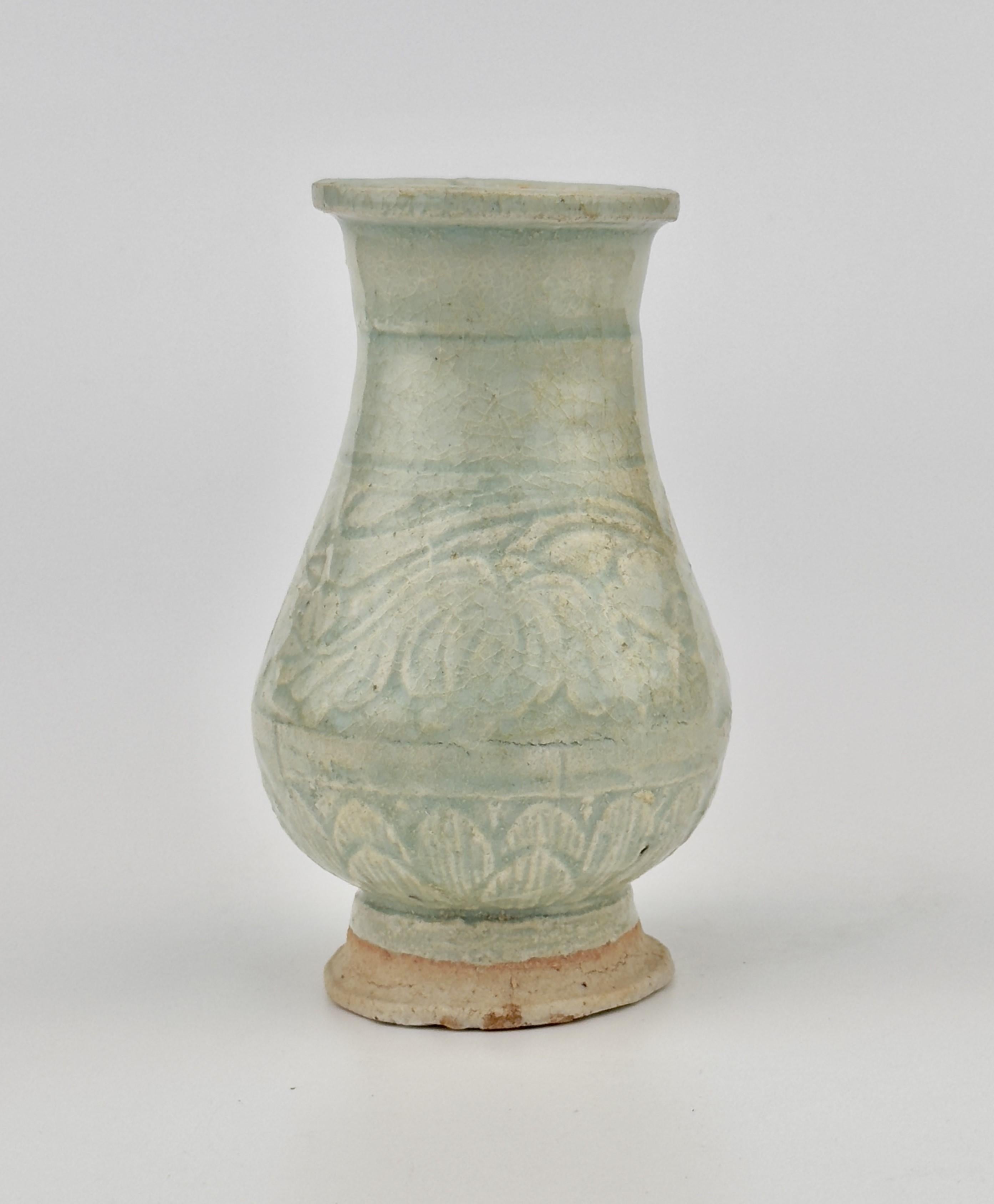 Chinese Export White Ware Moulded Baluster Form, Yuan Dynasty, 14th century For Sale