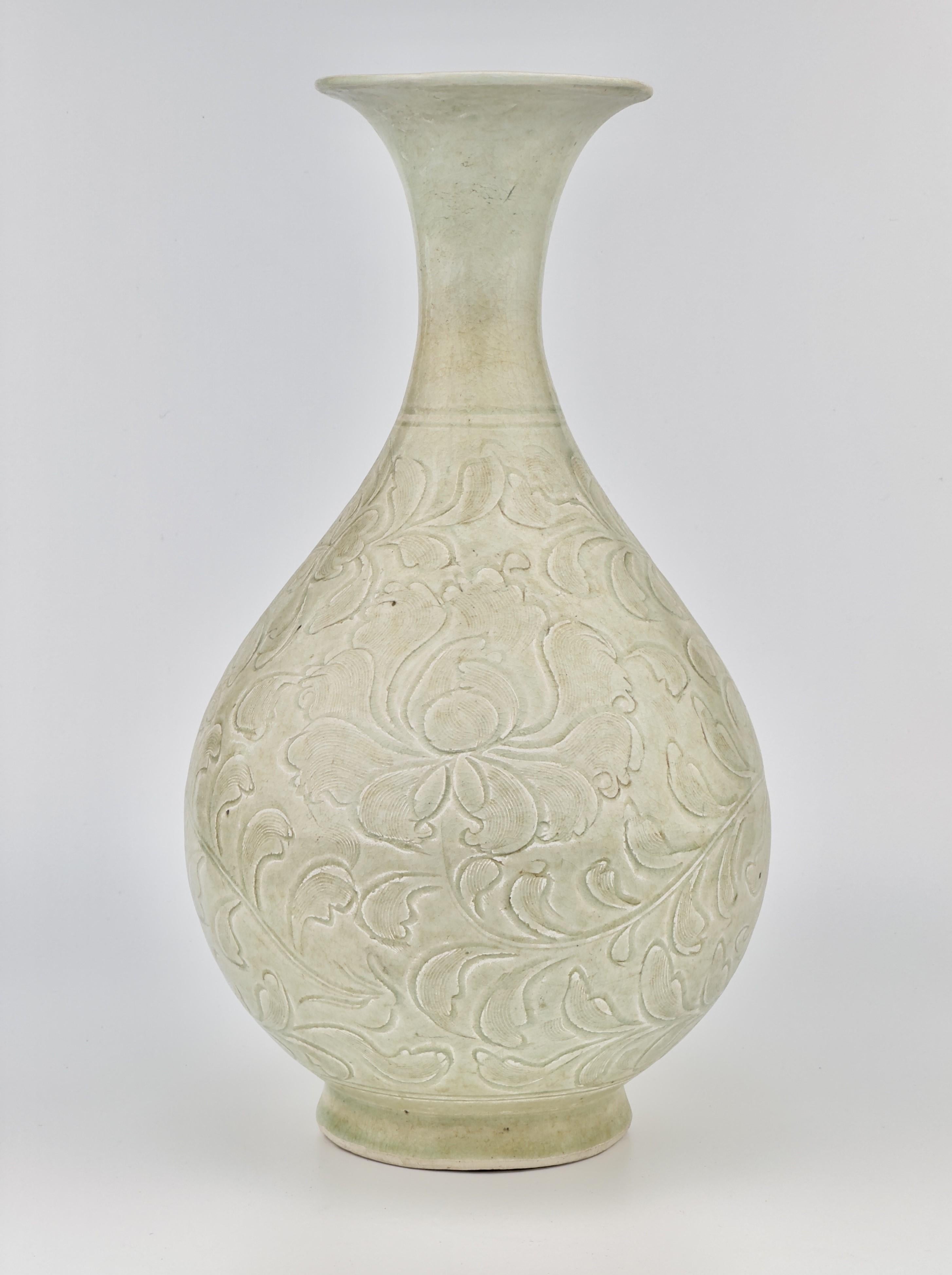 Chinese Qingbai Yuhuchunping Vase Porcelain, Song Dynasty For Sale