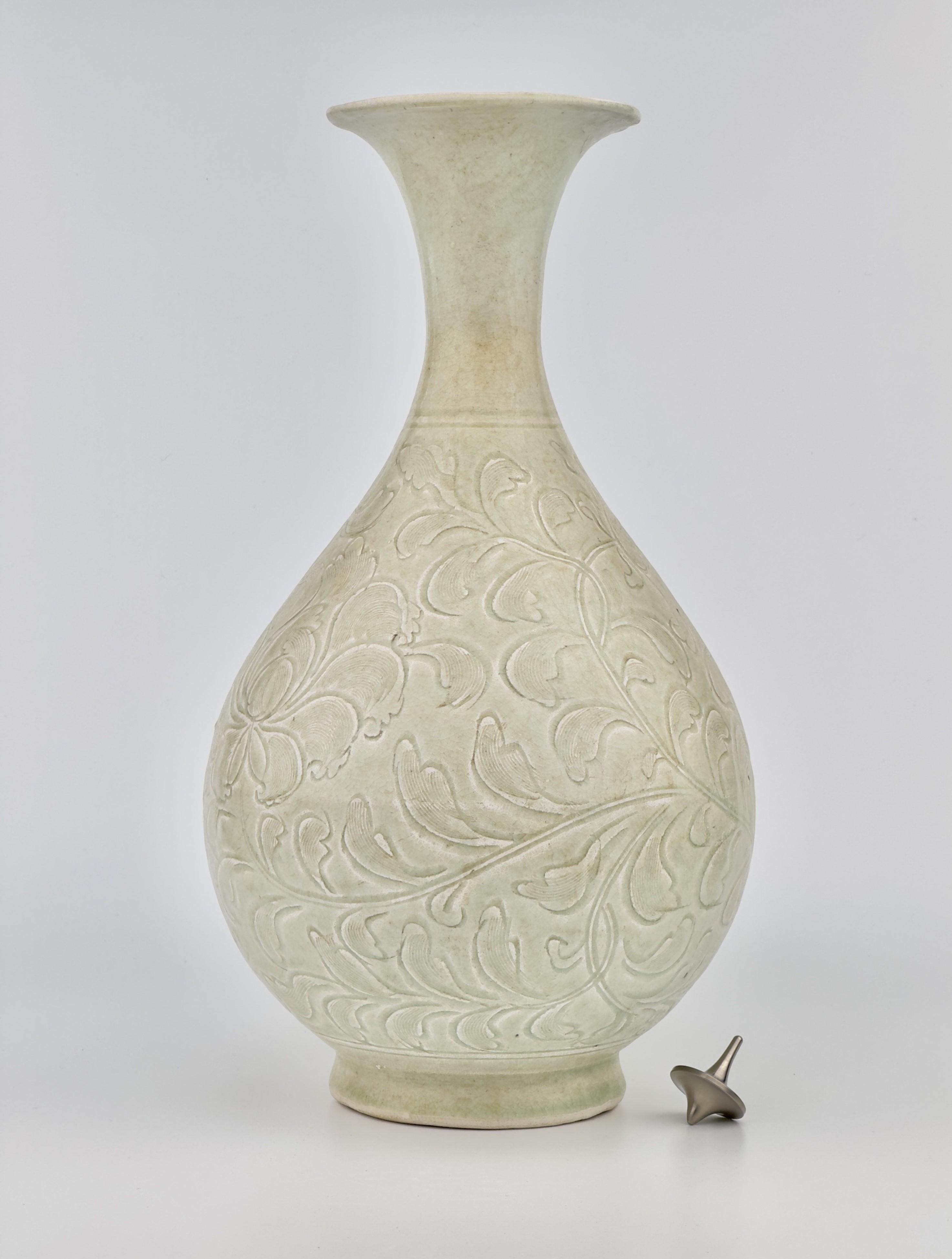 Sculpté Vase Qingbai Yuhuchunping Porcelaine, Dynastie Song en vente