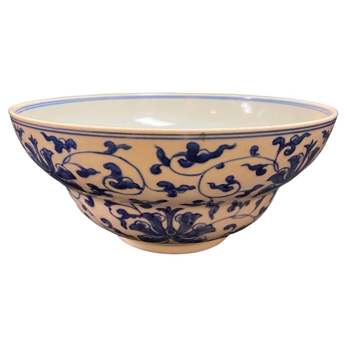 Qing, Mid Period Blue and White Folding-Lotus Pattern Porcelain Bowl For Sale