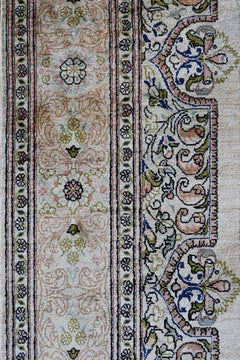 Qom (Ghom) Carpet, circa 1990, entirely pure silk – Ref. No : 1690