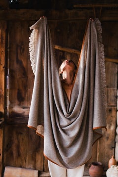 QOMOLANGMA PEAK Throw, handwoven in pure Tibetan yak