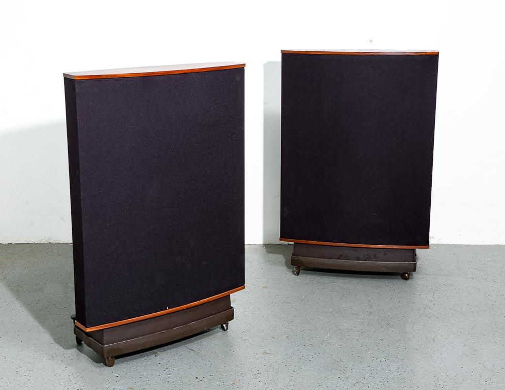 Quad Esl 63 Speakers In Good Condition For Sale In Brooklyn, NY