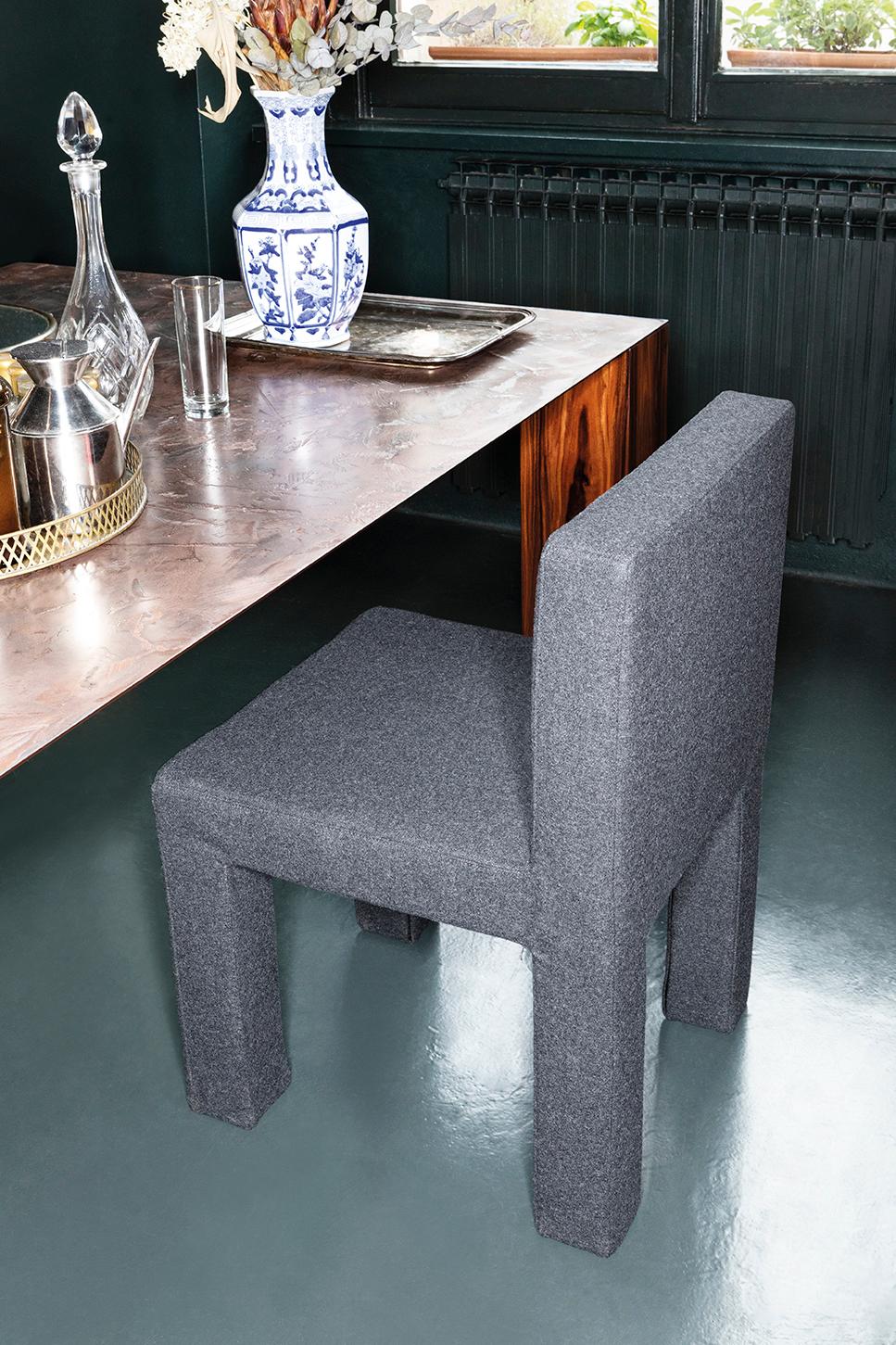 Quadrata, gerader, weicher Stuhl aus recycelter Wolle, Dainelli Studio für Somaschini (Gewebt) im Angebot