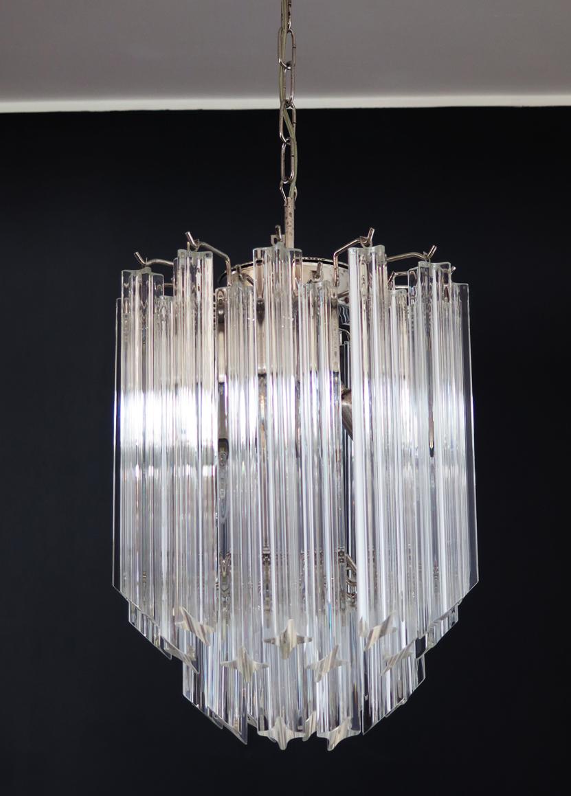 Italiano Lampadario Quadriedri di Murano - 47 prismi trasparenti in vendita