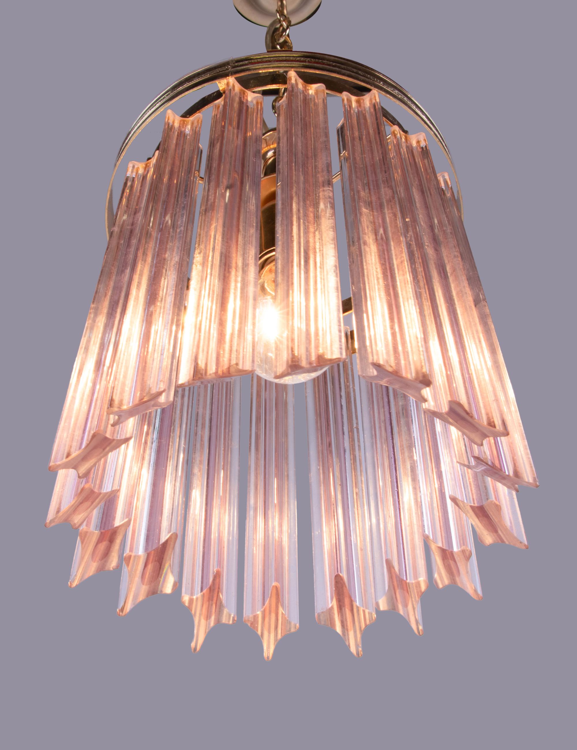 Lampadario a sospensione Quadriedri rosa in vetro di Murano e ottone, Venini Italia 1970 In condizioni buone in vendita a Niederdorfelden, Hessen