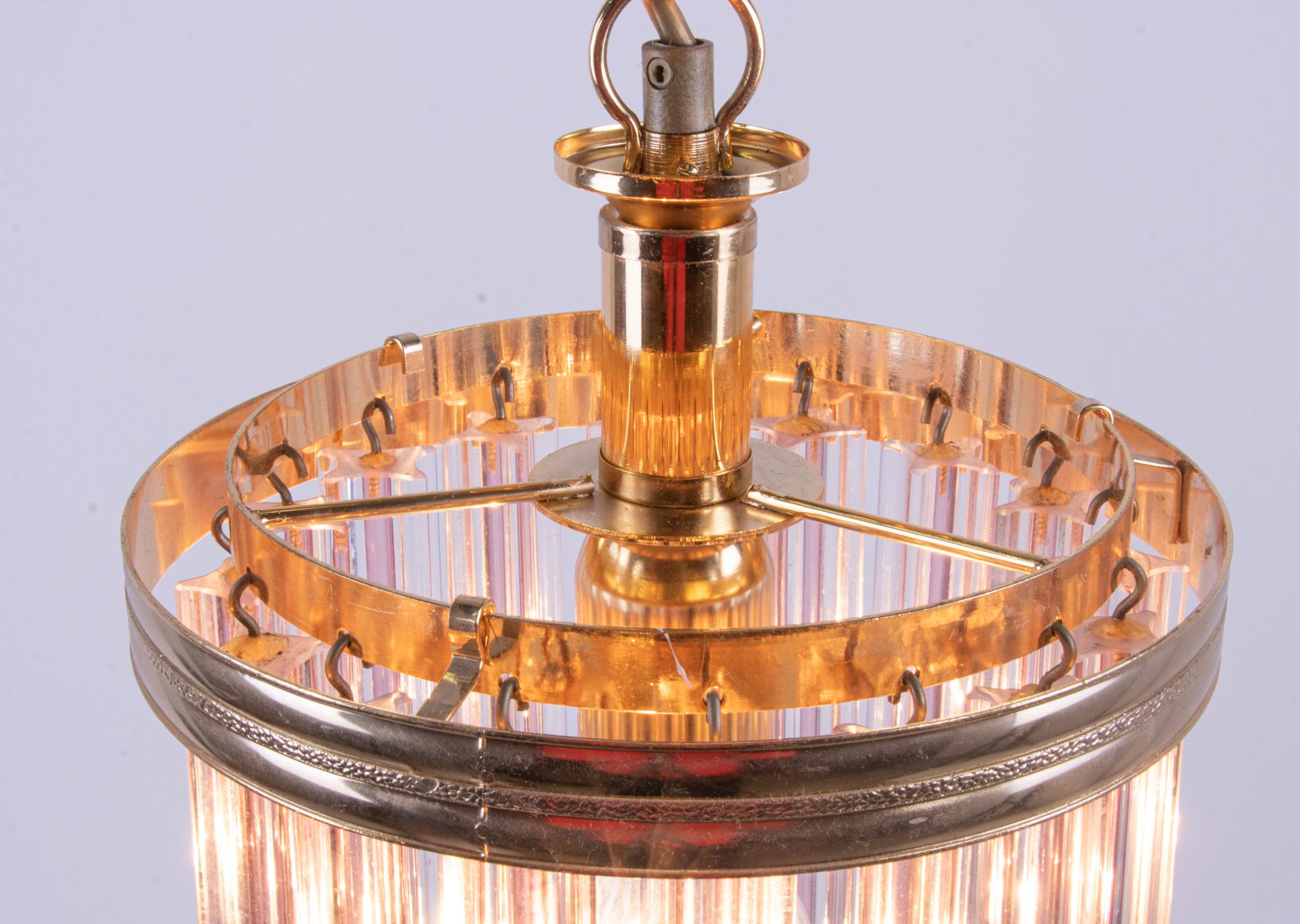 XX secolo Lampadario a sospensione Quadriedri rosa in vetro di Murano e ottone, Venini Italia 1970 in vendita