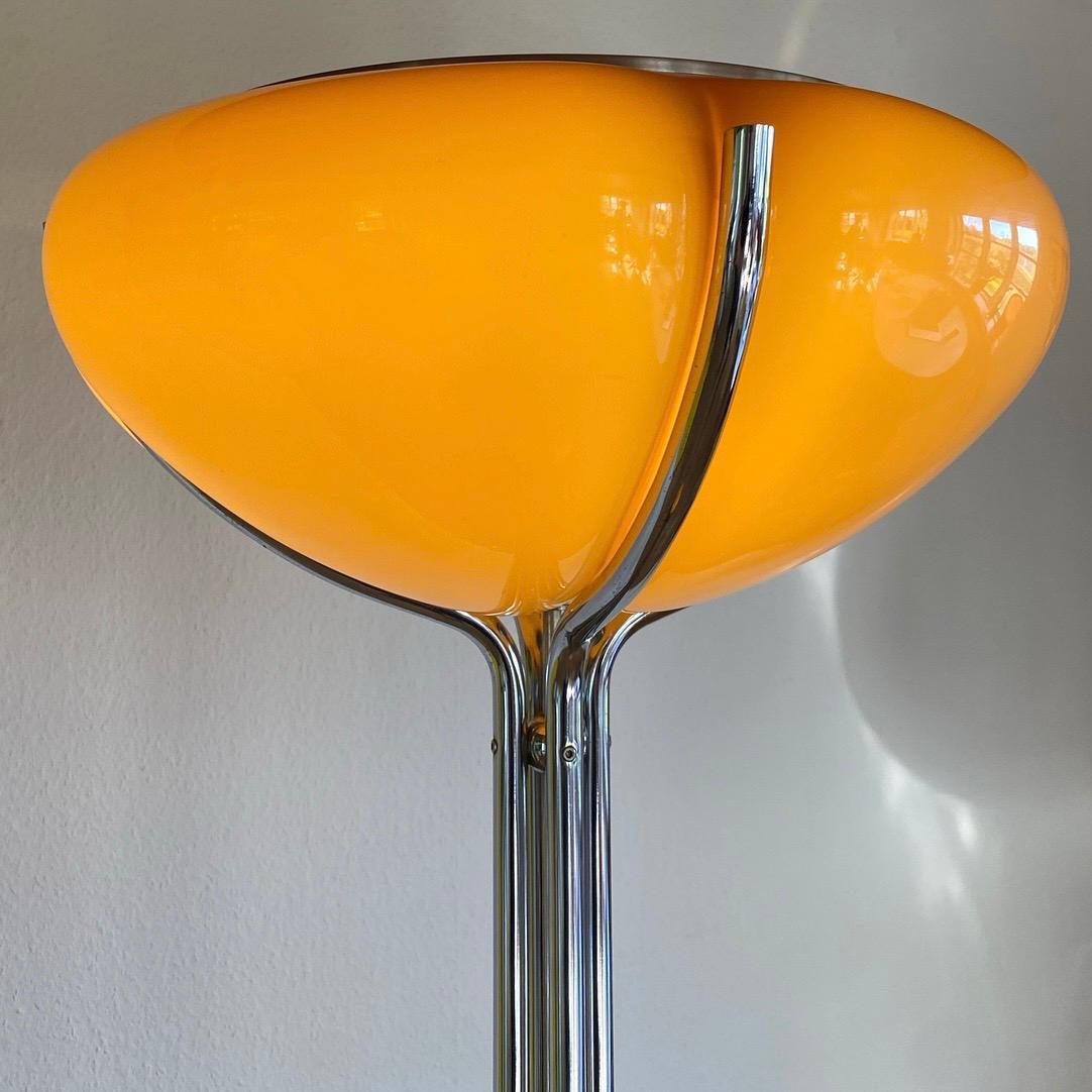 Quadrifoglio Caramel Colored Floor Lamp by Luigi Massoni for Studio G6, Italy 3
