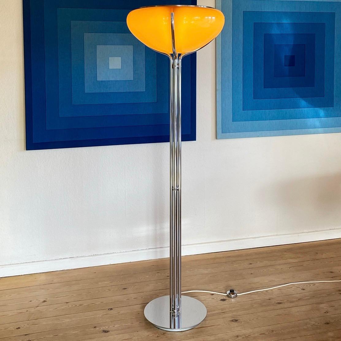 Quadrifoglio Caramel Colored Floor Lamp by Luigi Massoni for Studio G6, Italy 1
