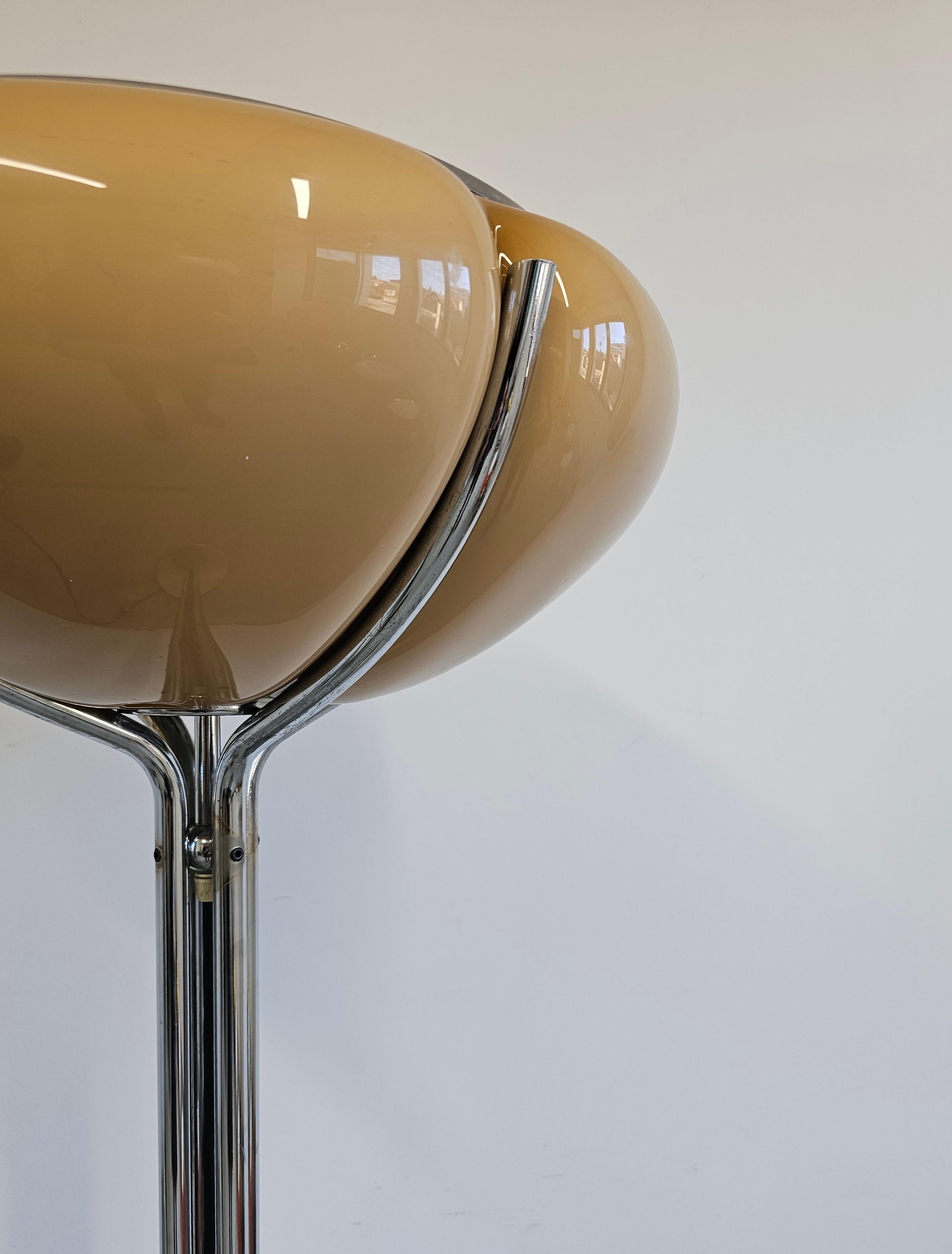 Quadrifoglio Floor Lamp designed by Harvey Guzzini, manufactured by Meblo 4