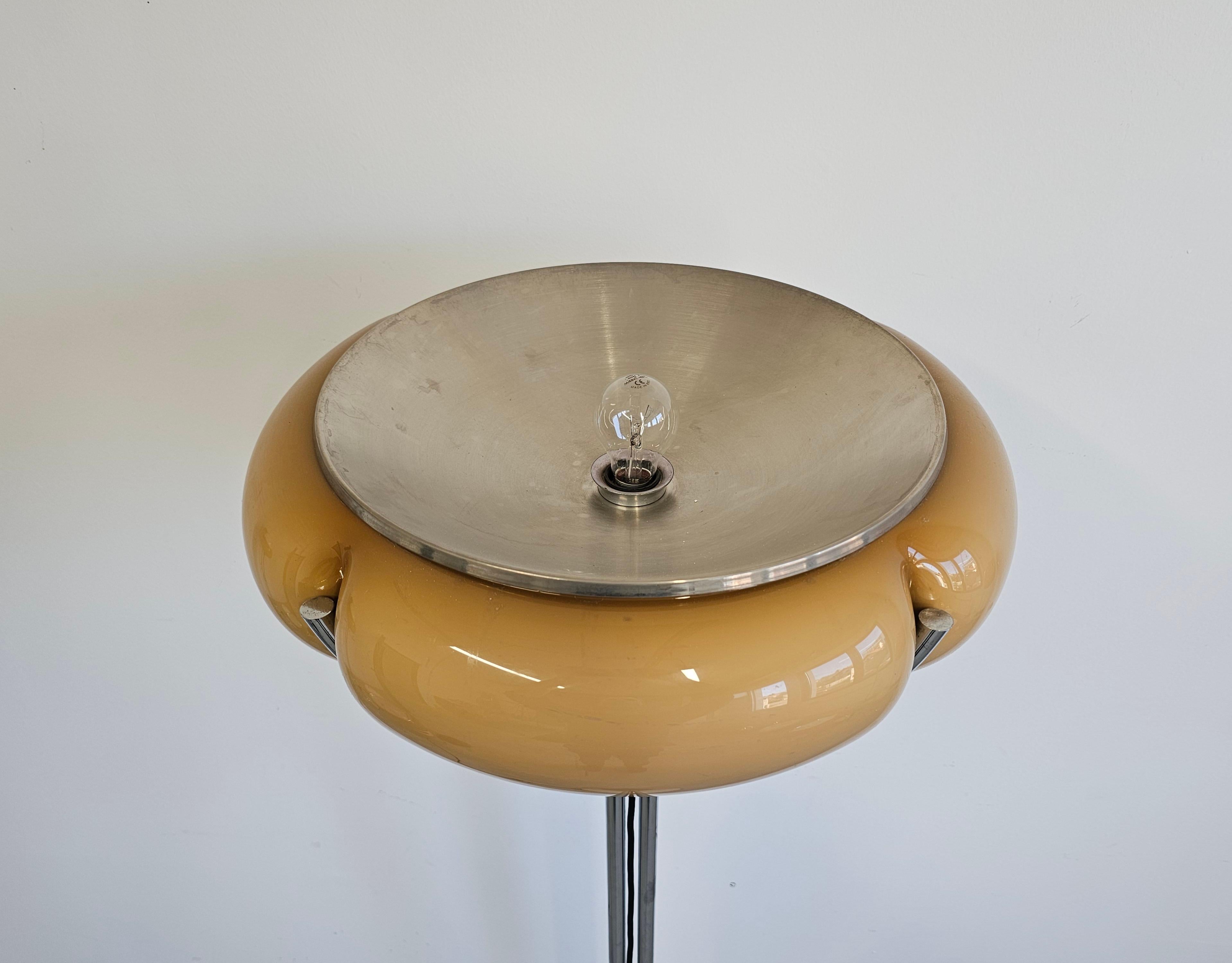 Quadrifoglio Floor Lamp designed by Harvey Guzzini, manufactured by Meblo 7