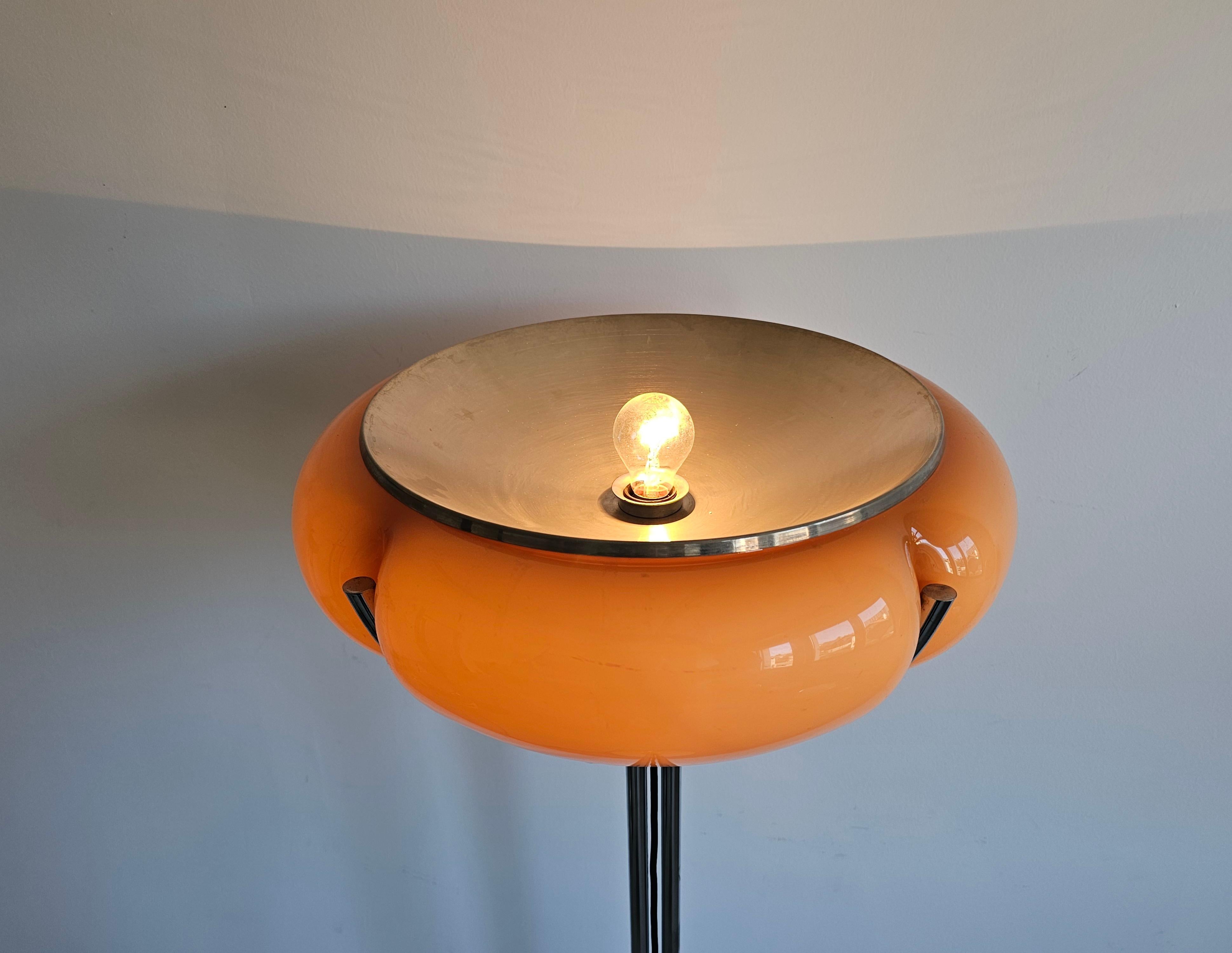 Quadrifoglio Floor Lamp designed by Harvey Guzzini, manufactured by Meblo 8