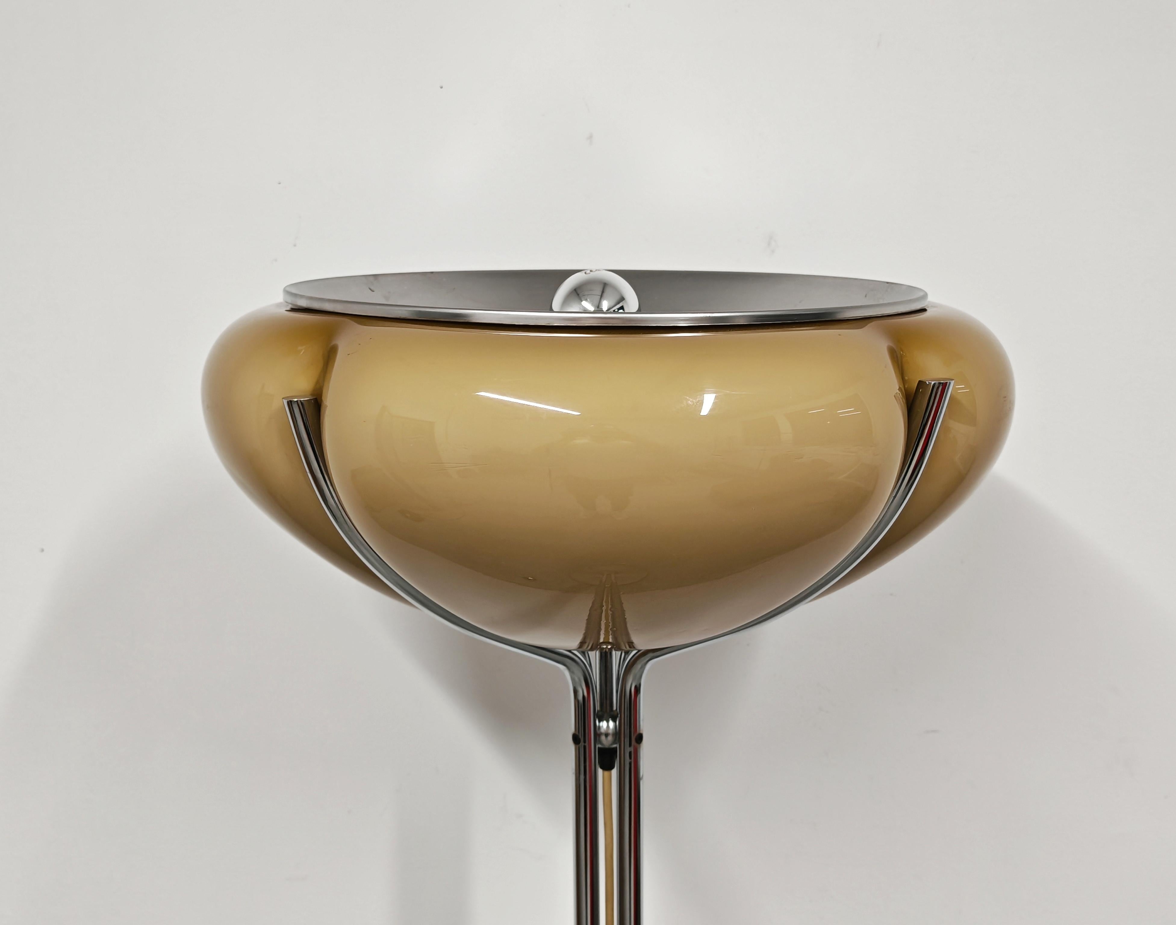 Quadrifoglio Floor Lamp designed by Harvey Guzzini, manufactured by Meblo In Good Condition For Sale In Beograd, RS