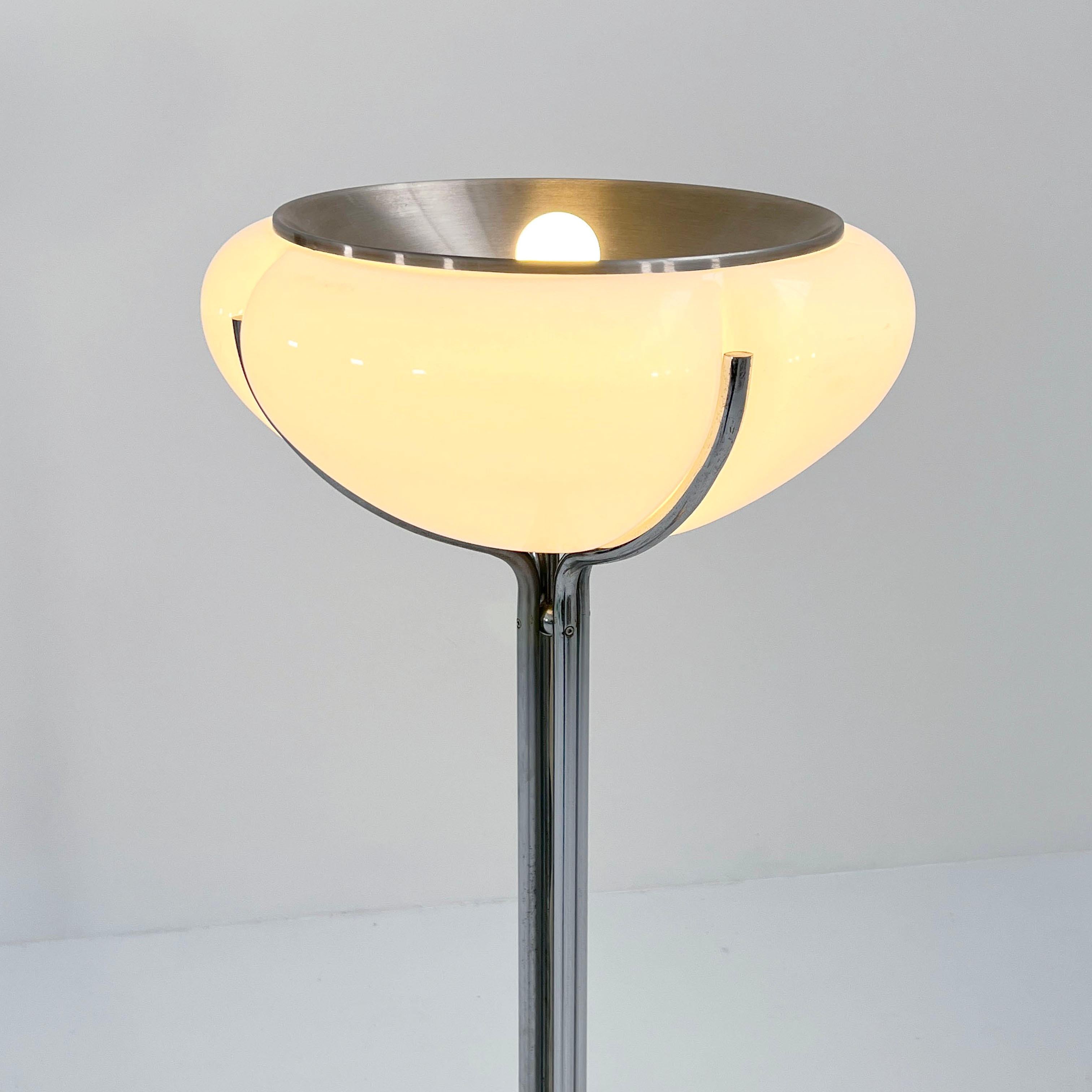 Italian Quadrifoglio Floor Lamp from Harvey Guzzini, 1970s For Sale