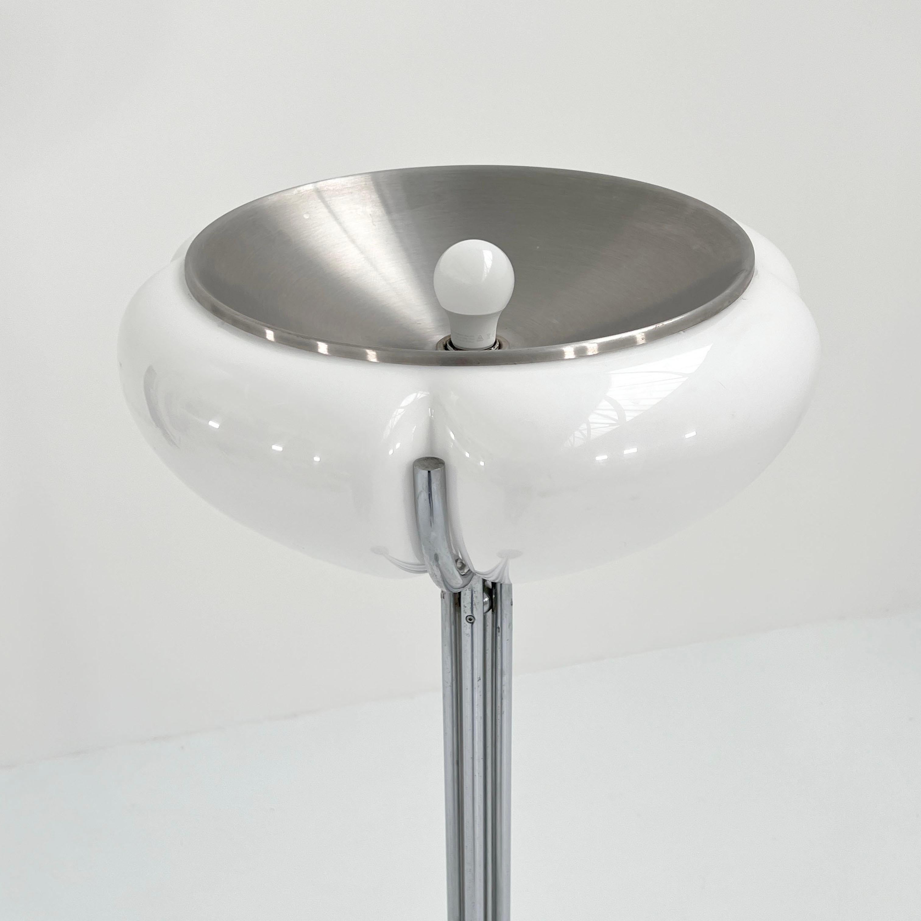 Metal Quadrifoglio Floor Lamp from Harvey Guzzini, 1970s For Sale