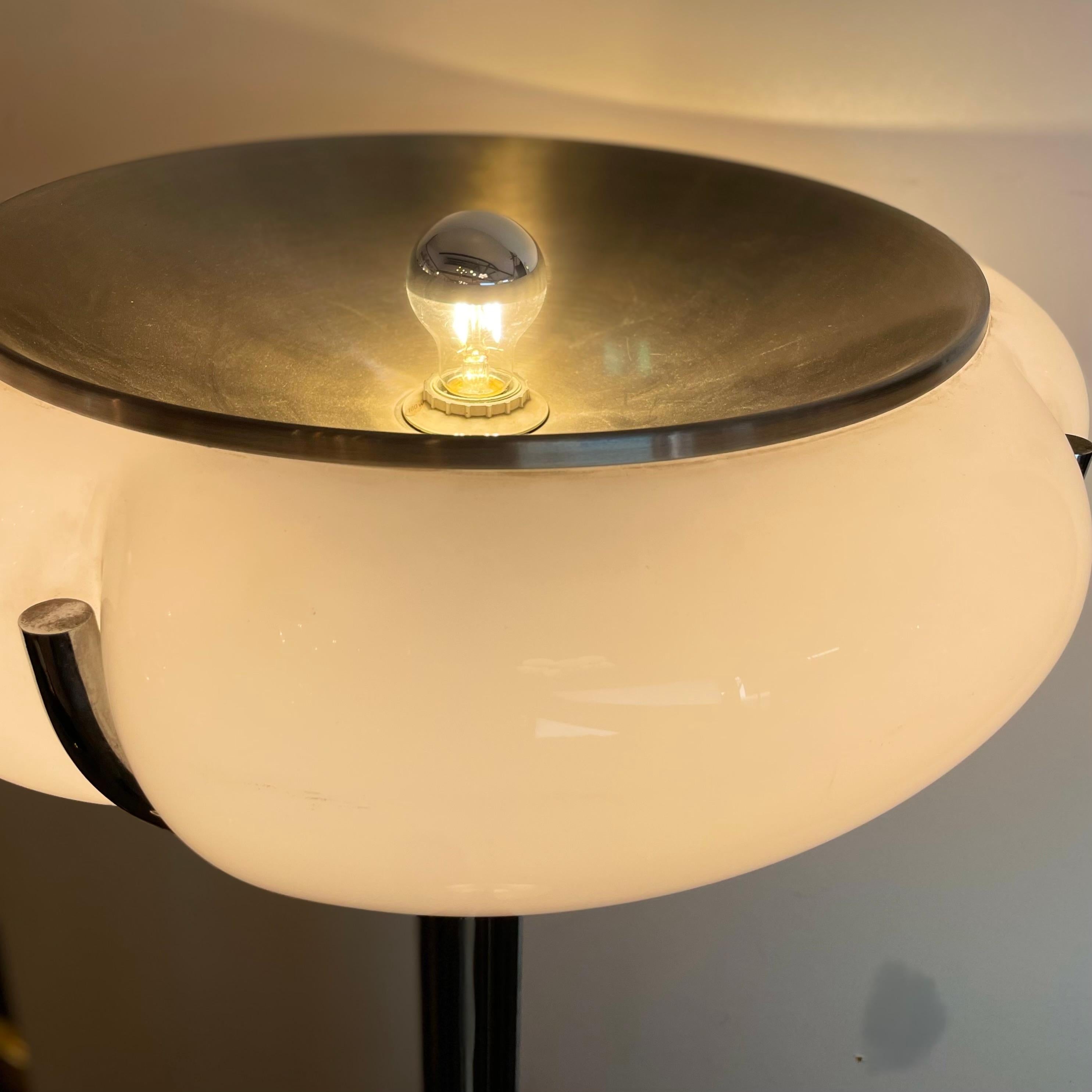 Quadriofoglio, lampada da terra di Gae Aulenti per Harvey Guzzini, anni '70 in vendita 9