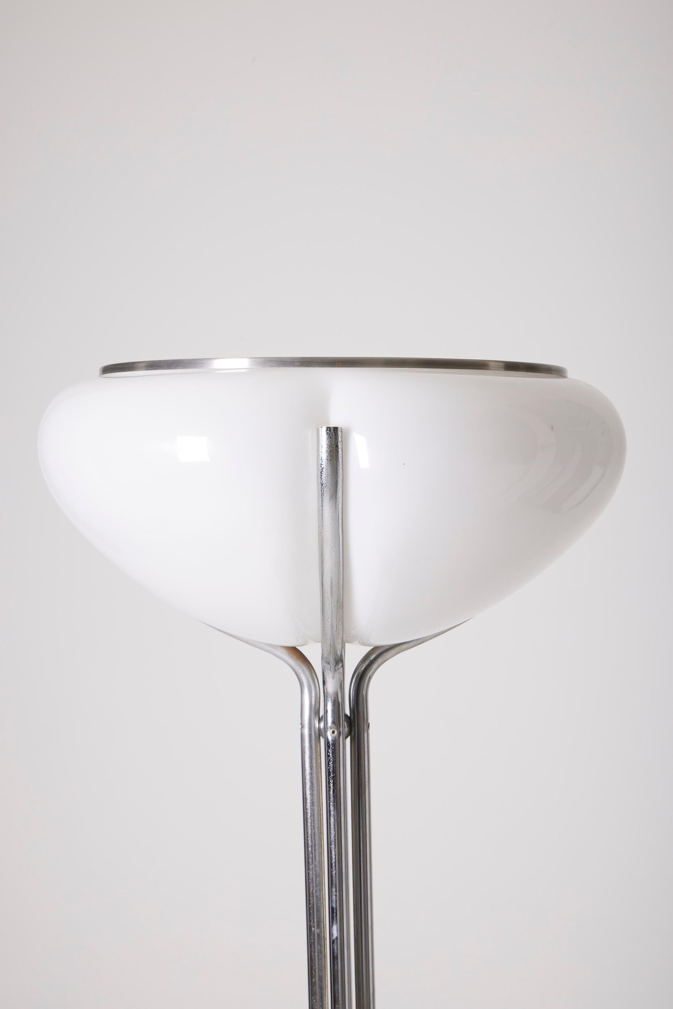 Lampada da terra 