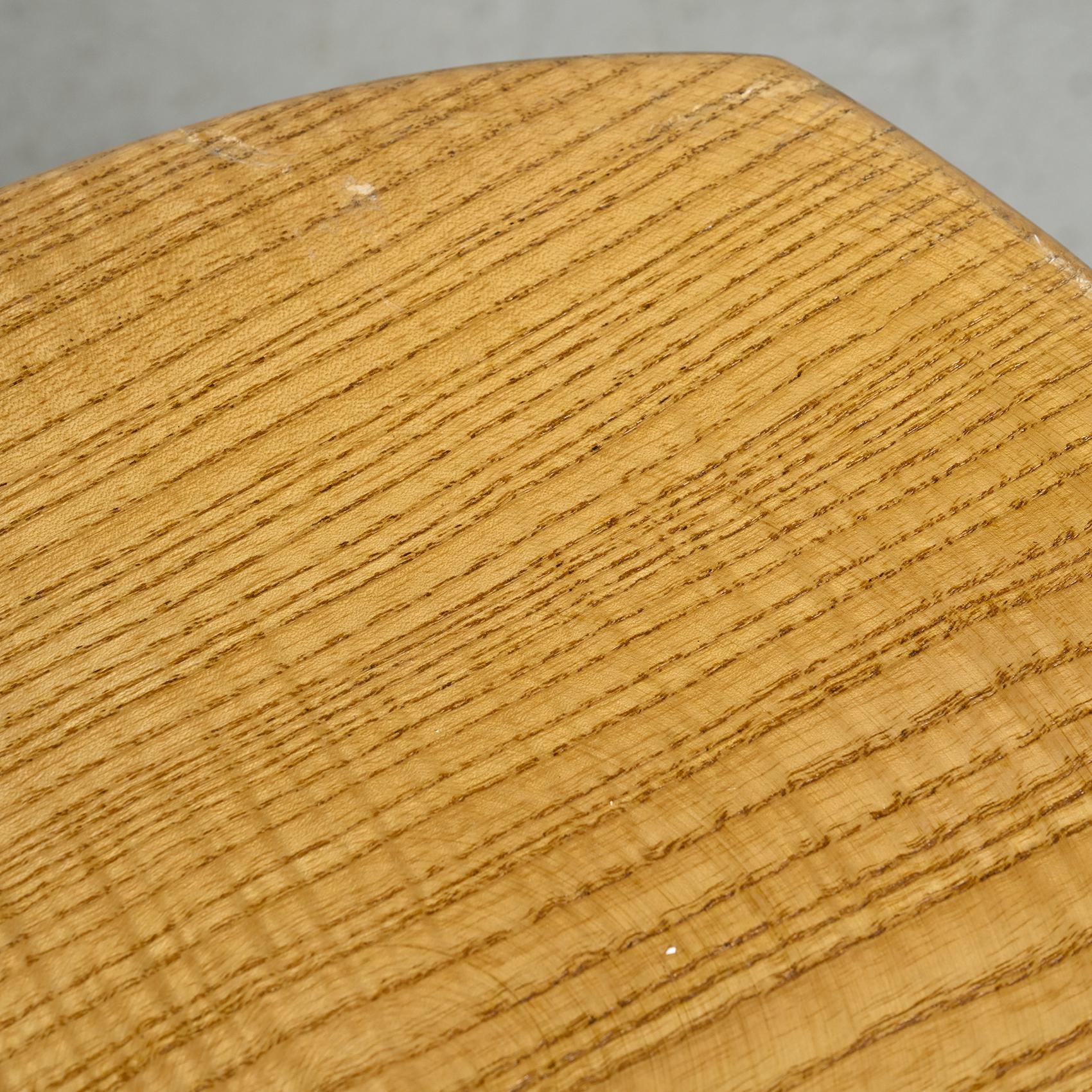 Quadripod stool in solid elm, France, circa 1960 For Sale 2