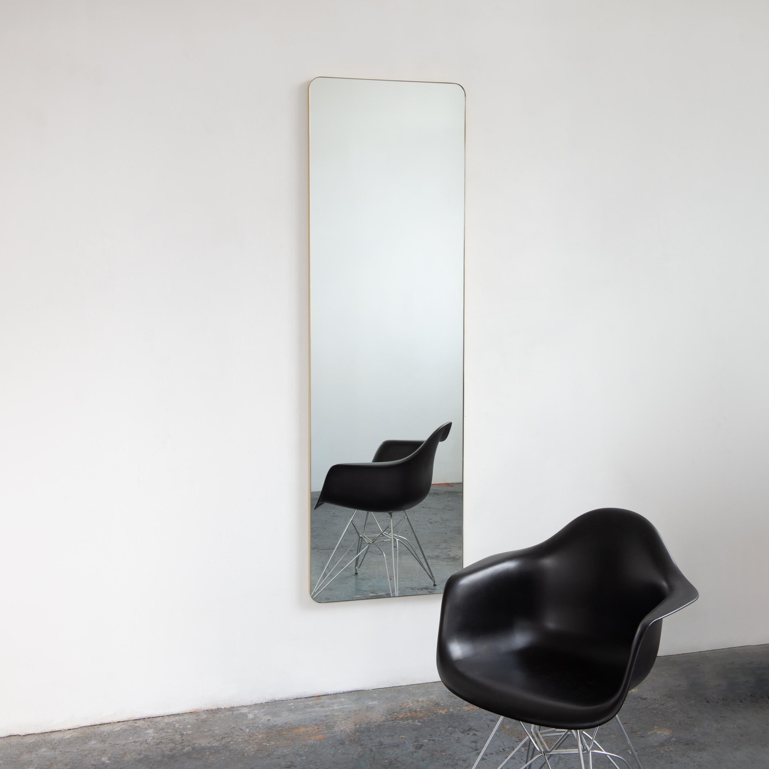 Quadris Wall leaning wall hanging Oversized Rectangular Mirror with Brass Frame In New Condition For Sale In London, GB