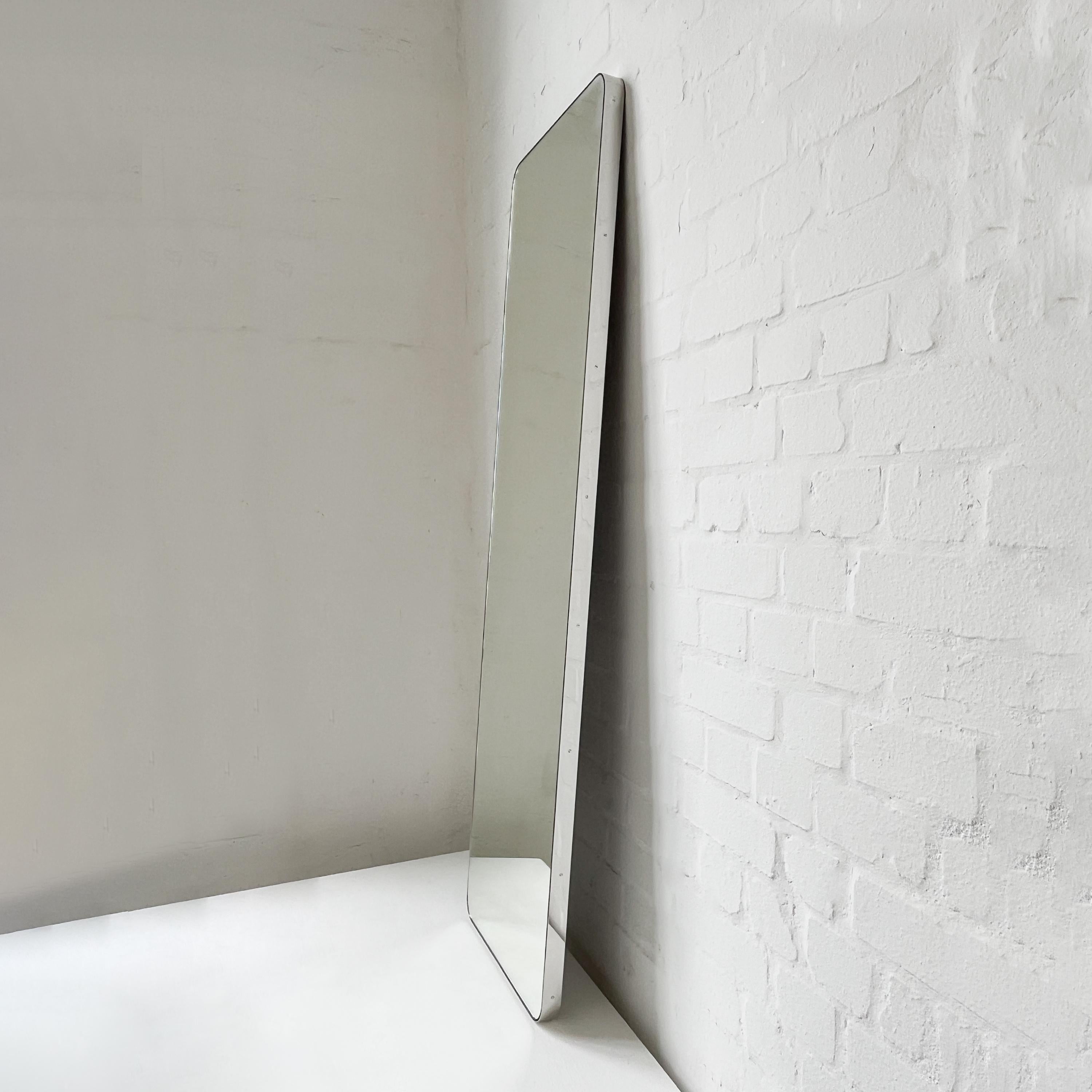 EN VENTE Quadris rectangulaire fabriqué à la main avec cadre en acier inoxydable Neuf - En vente à London, GB