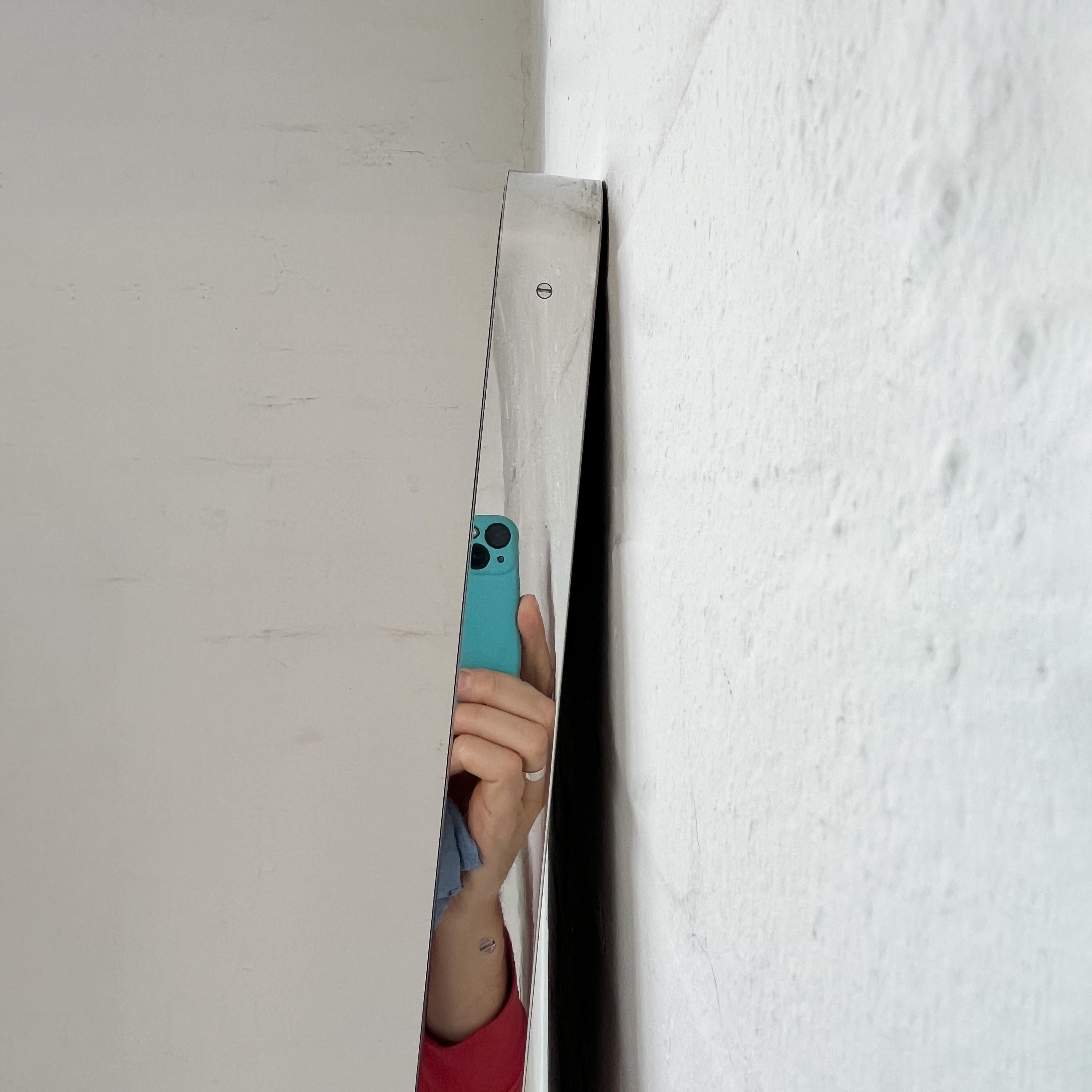Miroir EN VENTE Quadris rectangulaire fabriqué à la main avec cadre en acier inoxydable en vente