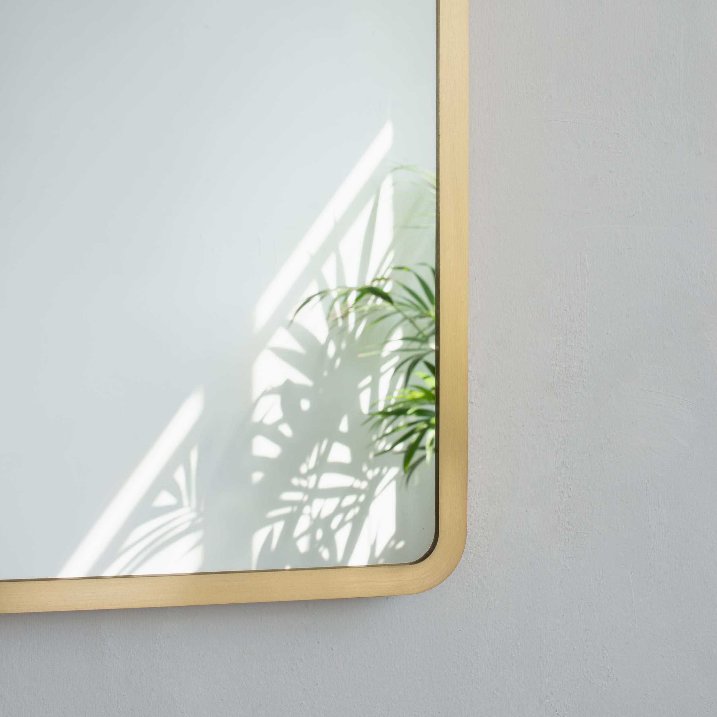 Quadris Rectangular Modern Wall Mirror with Brass Full Frame, XL For Sale 1