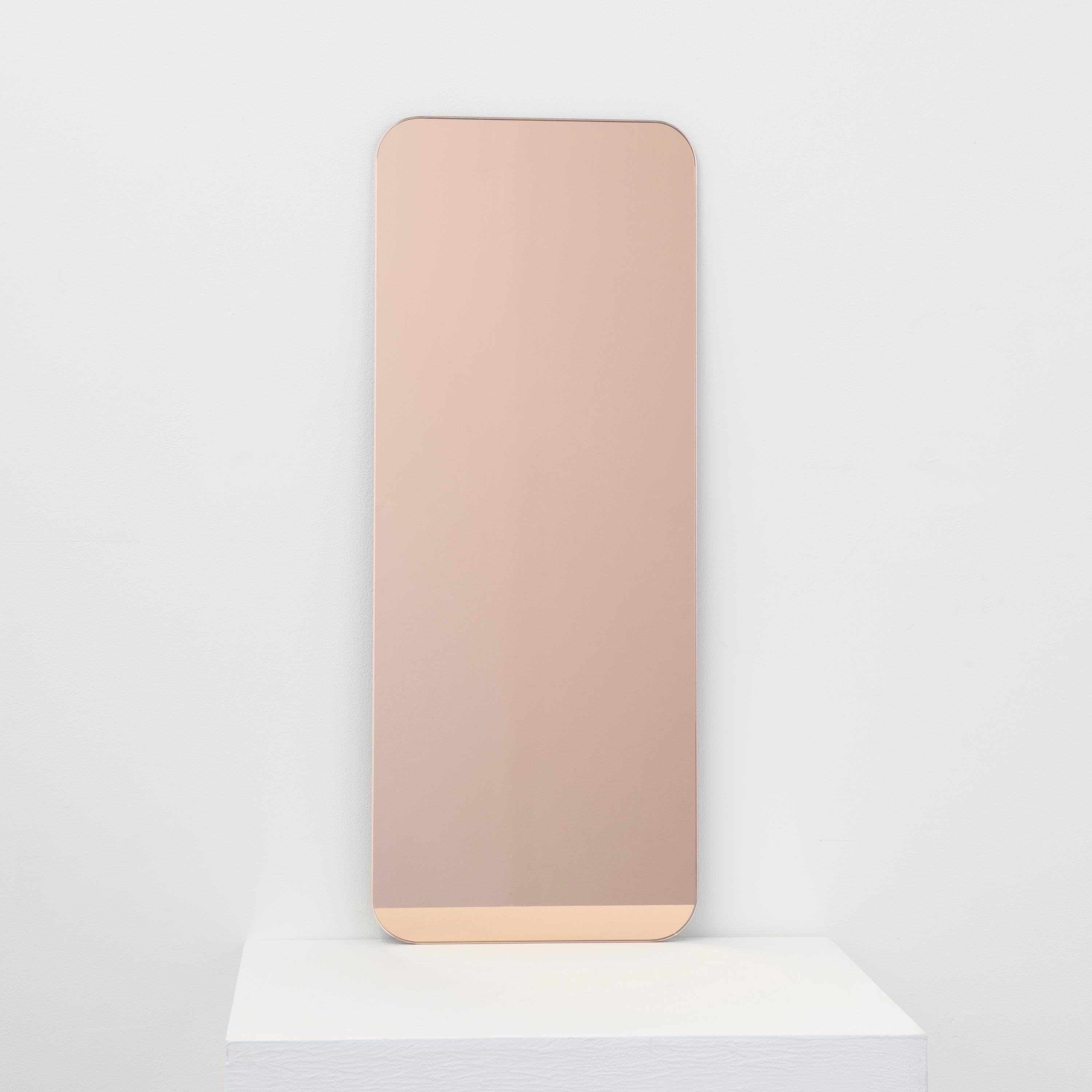 Minimaliste Quadris Rose Gold Rectangular Frameless Contemporary Mirror, Large (miroir contemporain rectangulaire sans cadre) en vente
