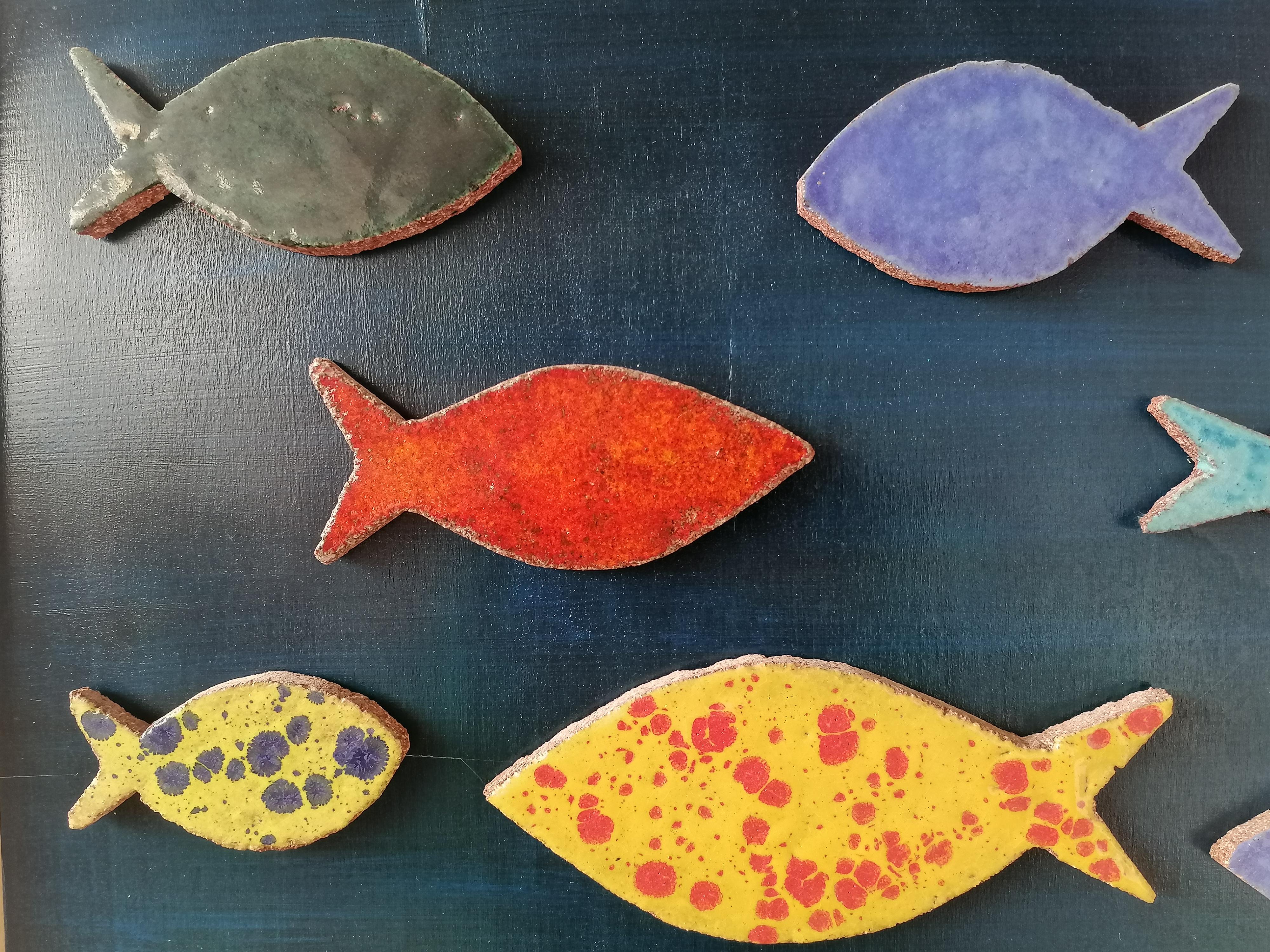 Italiano Quadro con pesci in ceramica decorata -made in Italy originale in vendita