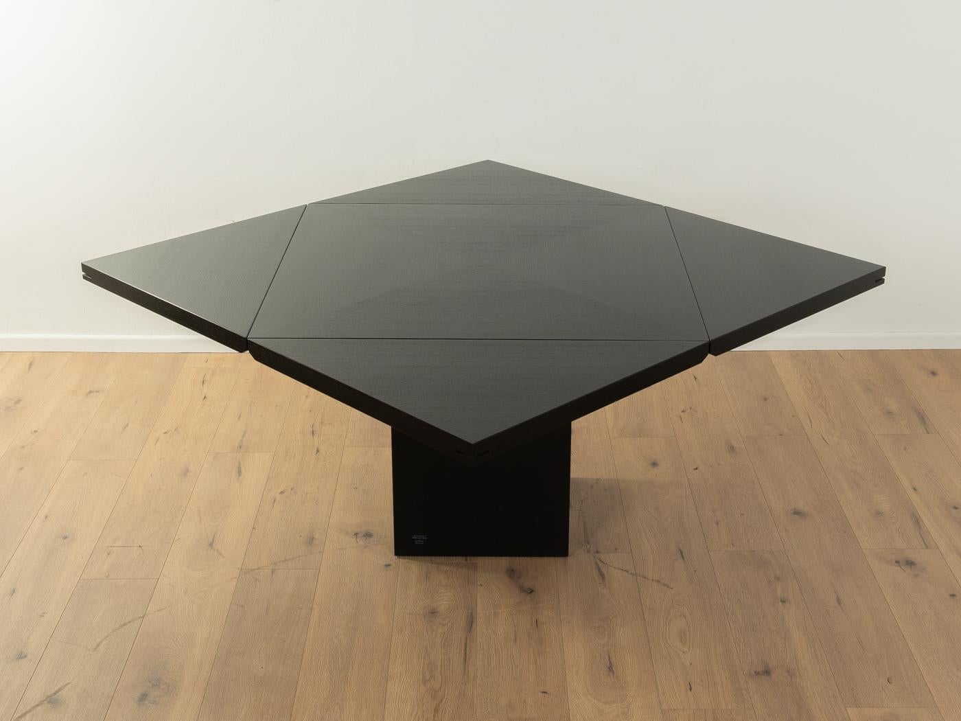 Late 20th Century Quadrondo dining table, Erwin Nagel for Rosenthal For Sale
