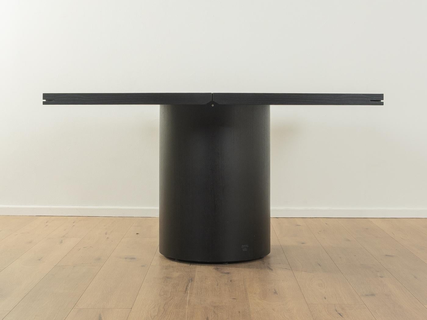 Quadrondo dining table, Erwin Nagel for Rosenthal 2