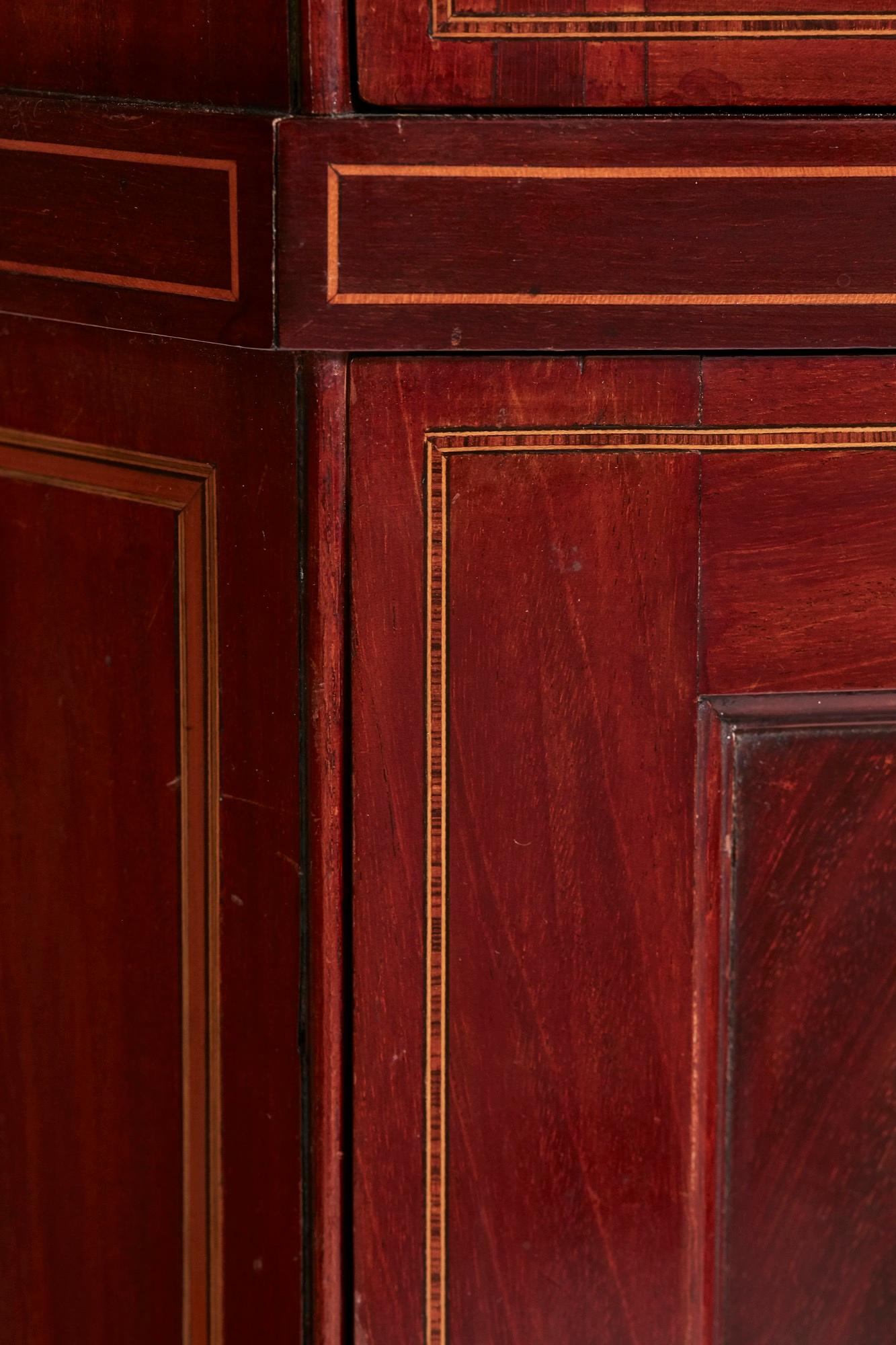 Quality 19th Century Antique Mahogany Inlaid Corner Cabinet 2