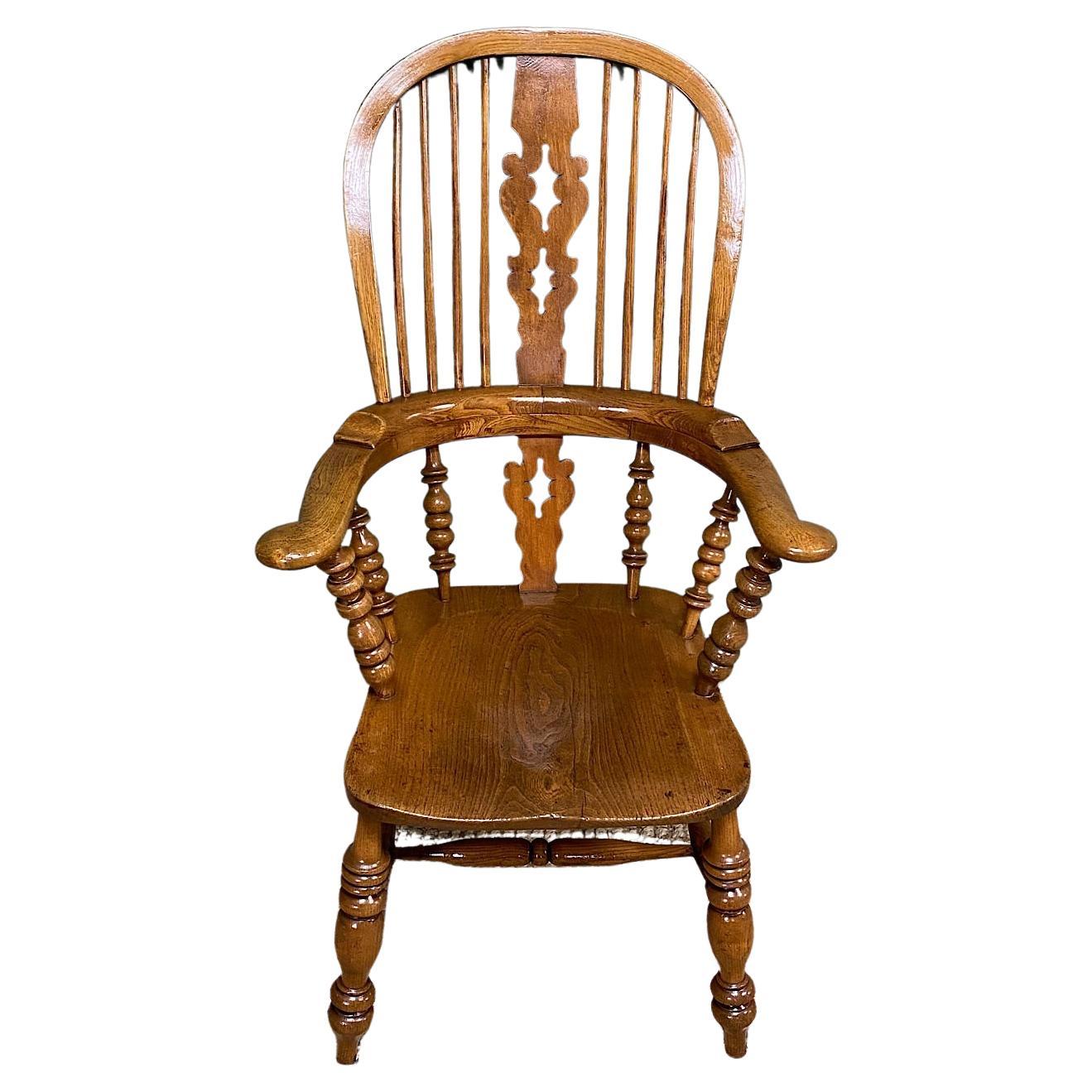 Quality 19th Century Elm & Ash Broad Arm Antique Windsor Chair For Sale