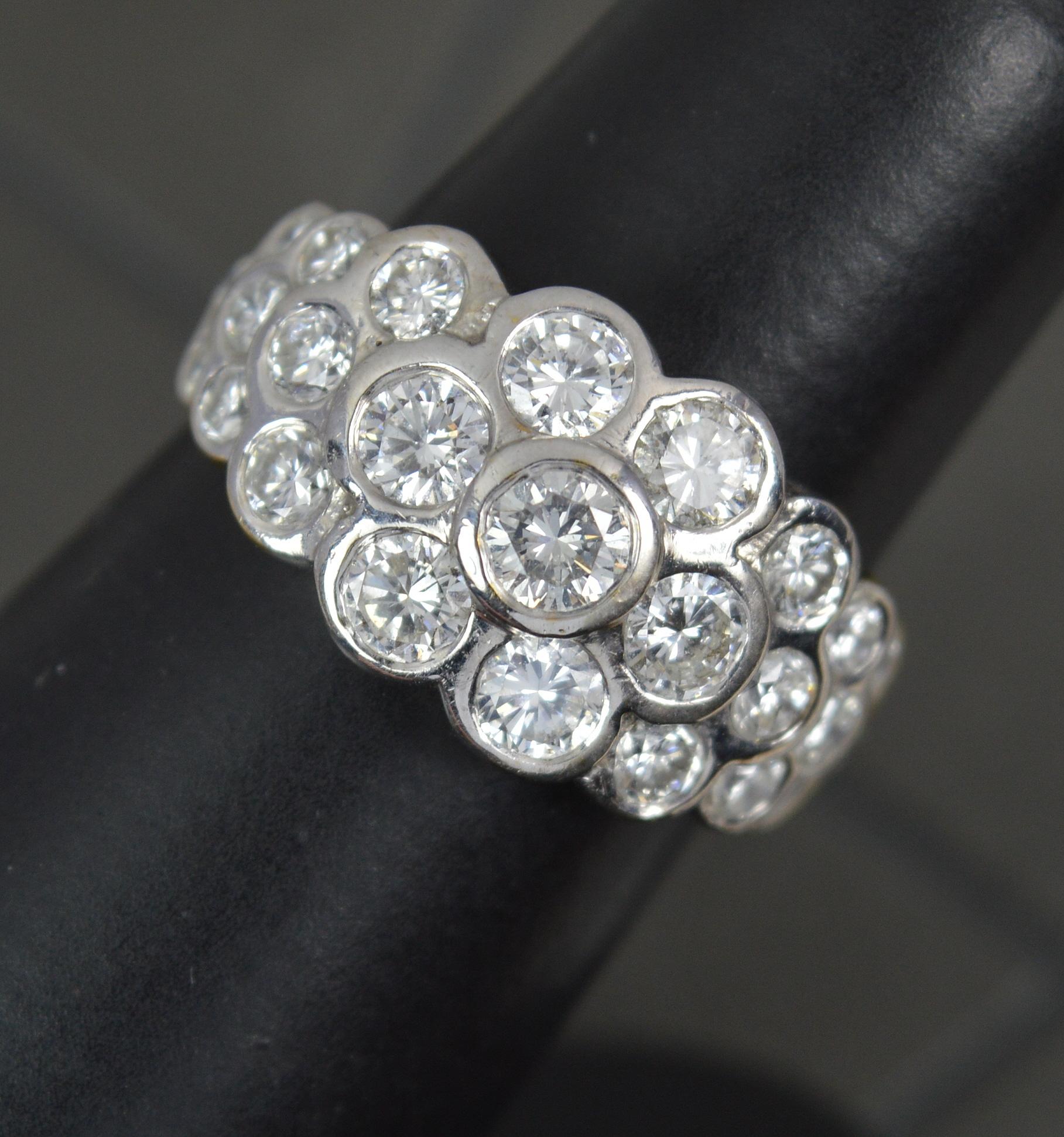 Quality 2.00 Carat Diamond and 18 Carat Gold Cluster Band Ring 7