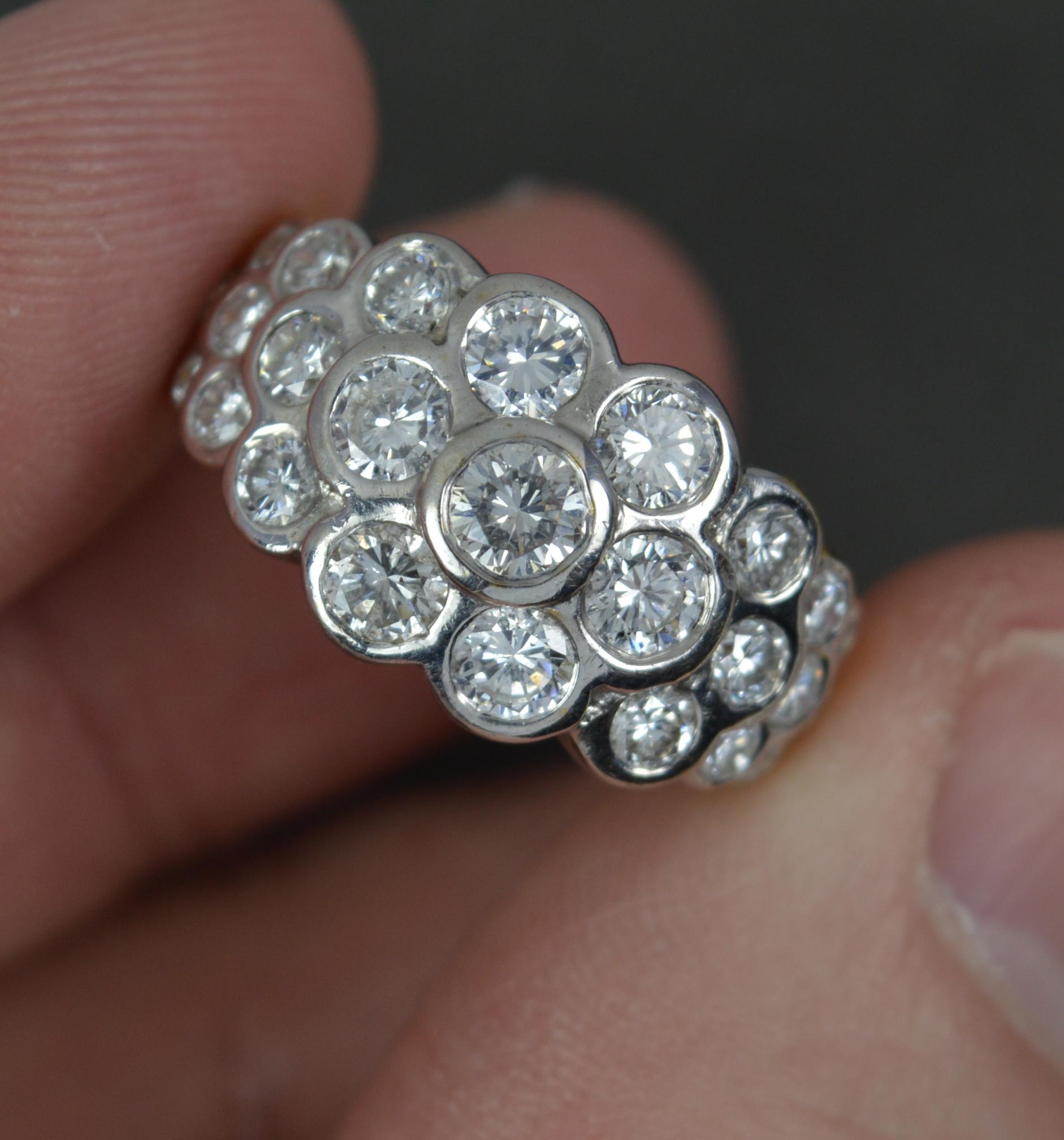 Quality 2.00 Carat Diamond and 18 Carat Gold Cluster Band Ring In Excellent Condition For Sale In St Helens, GB
