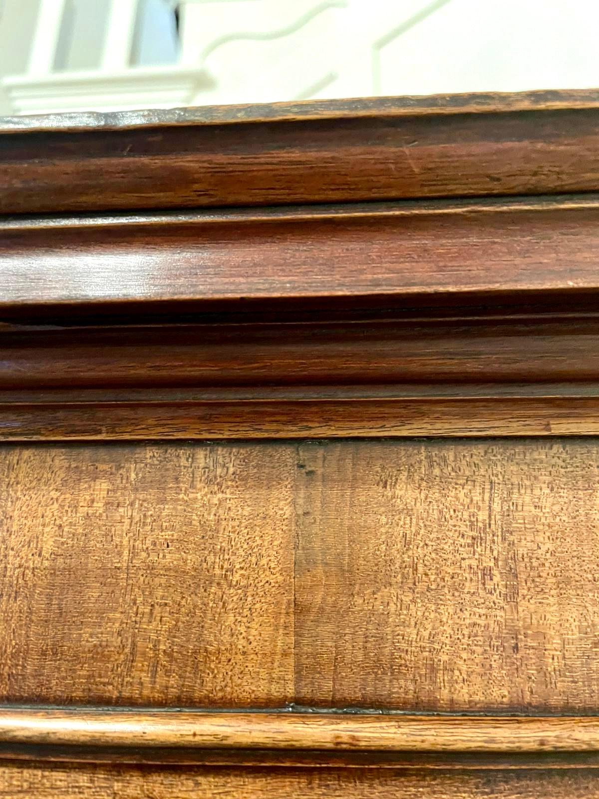 Qualità Antica cassapanca in mogano figurato del XVIII secolo di Giorgio III In condizioni buone in vendita a Suffolk, GB