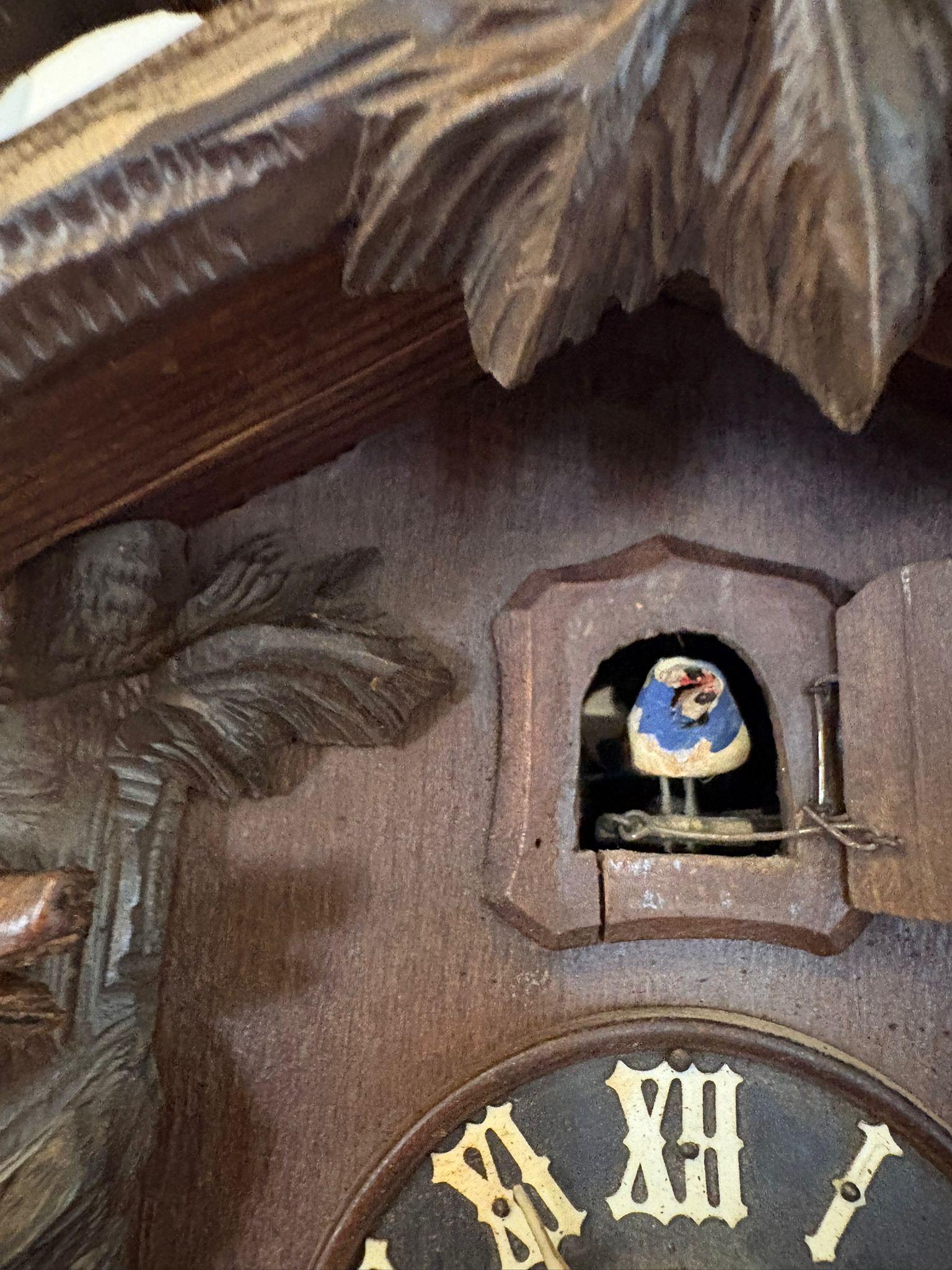 Quality Antique Black Forest Carved Bear Cuckoo Clock For Sale at 1stDibs