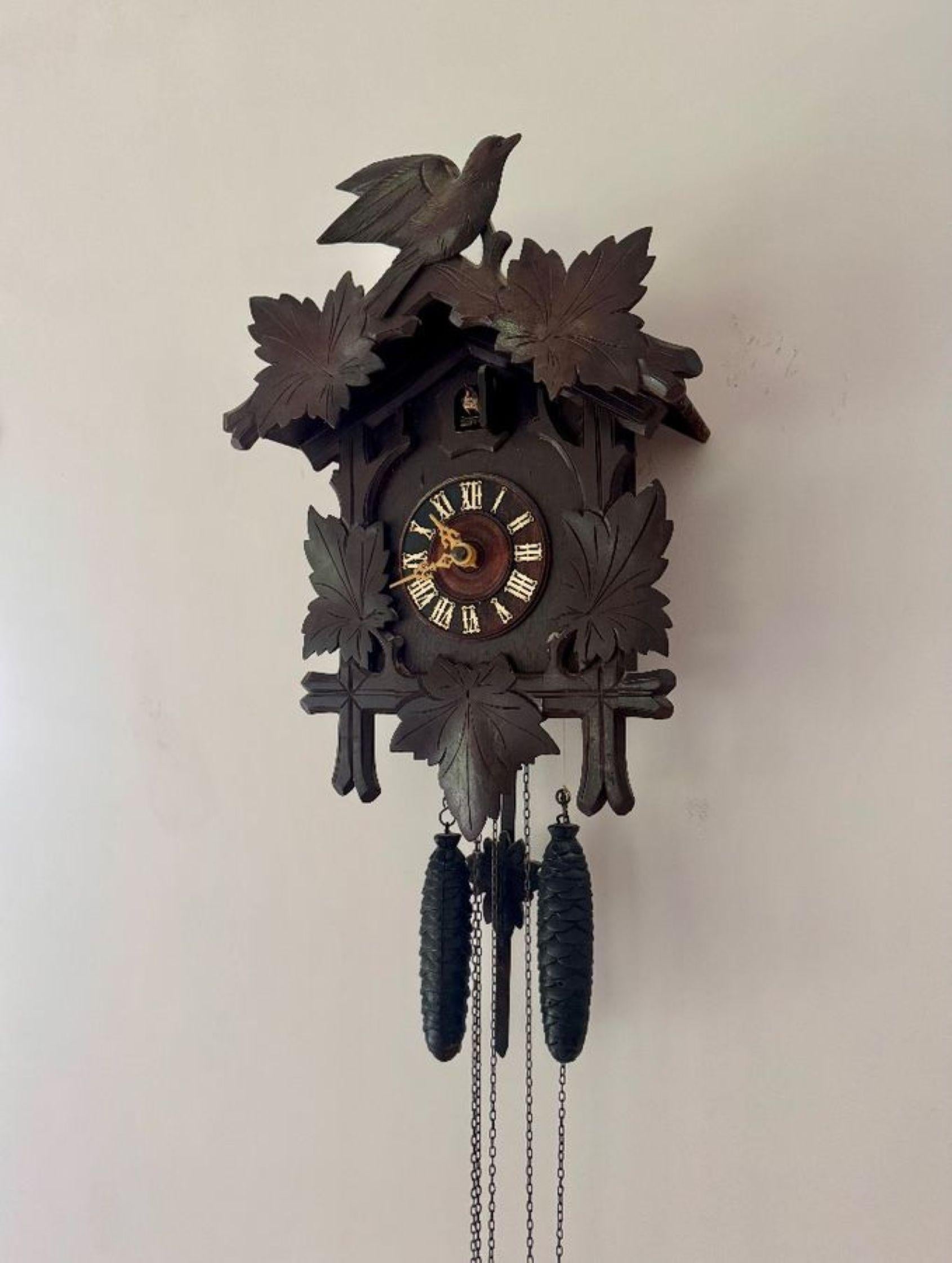 Tedesco Orologio a cucù Black Forest antico e di qualità in vendita