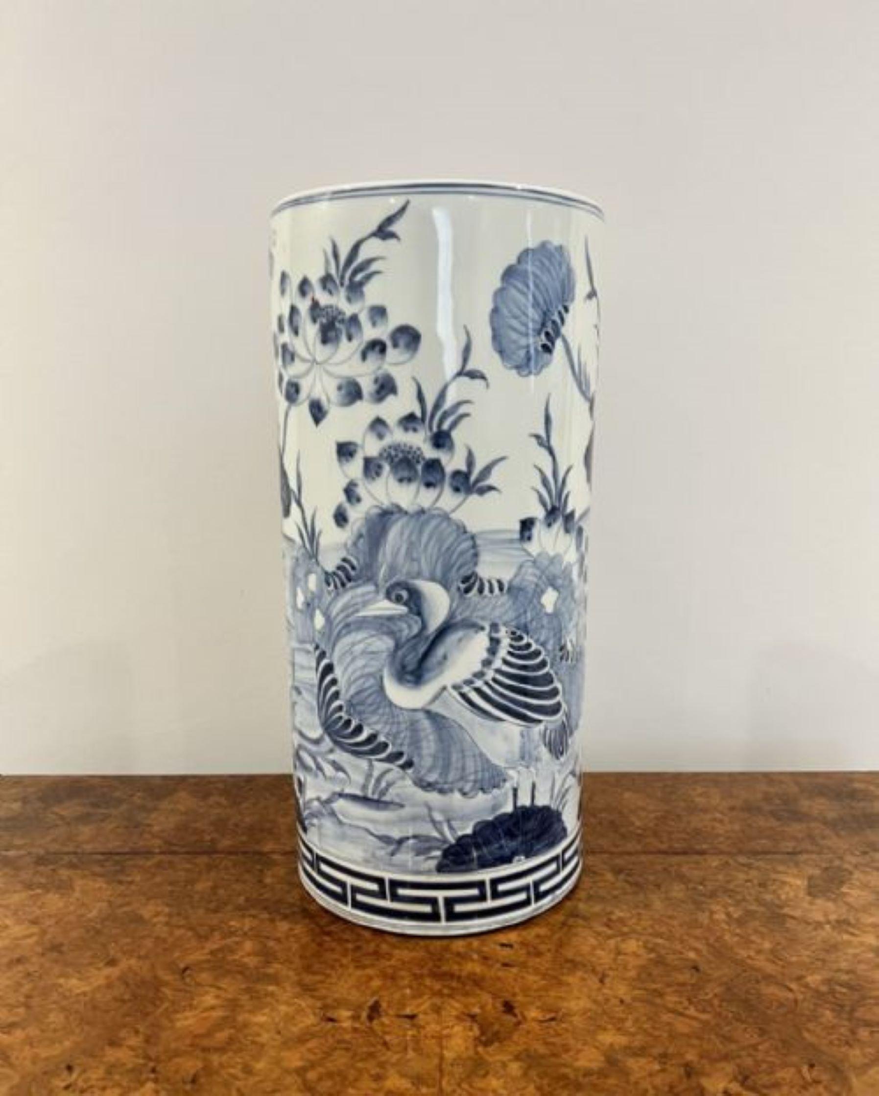 20th Century Quality antique blue and white Chinese stick stand