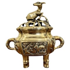 Quality Antique brass Chinese lidded incense burner 