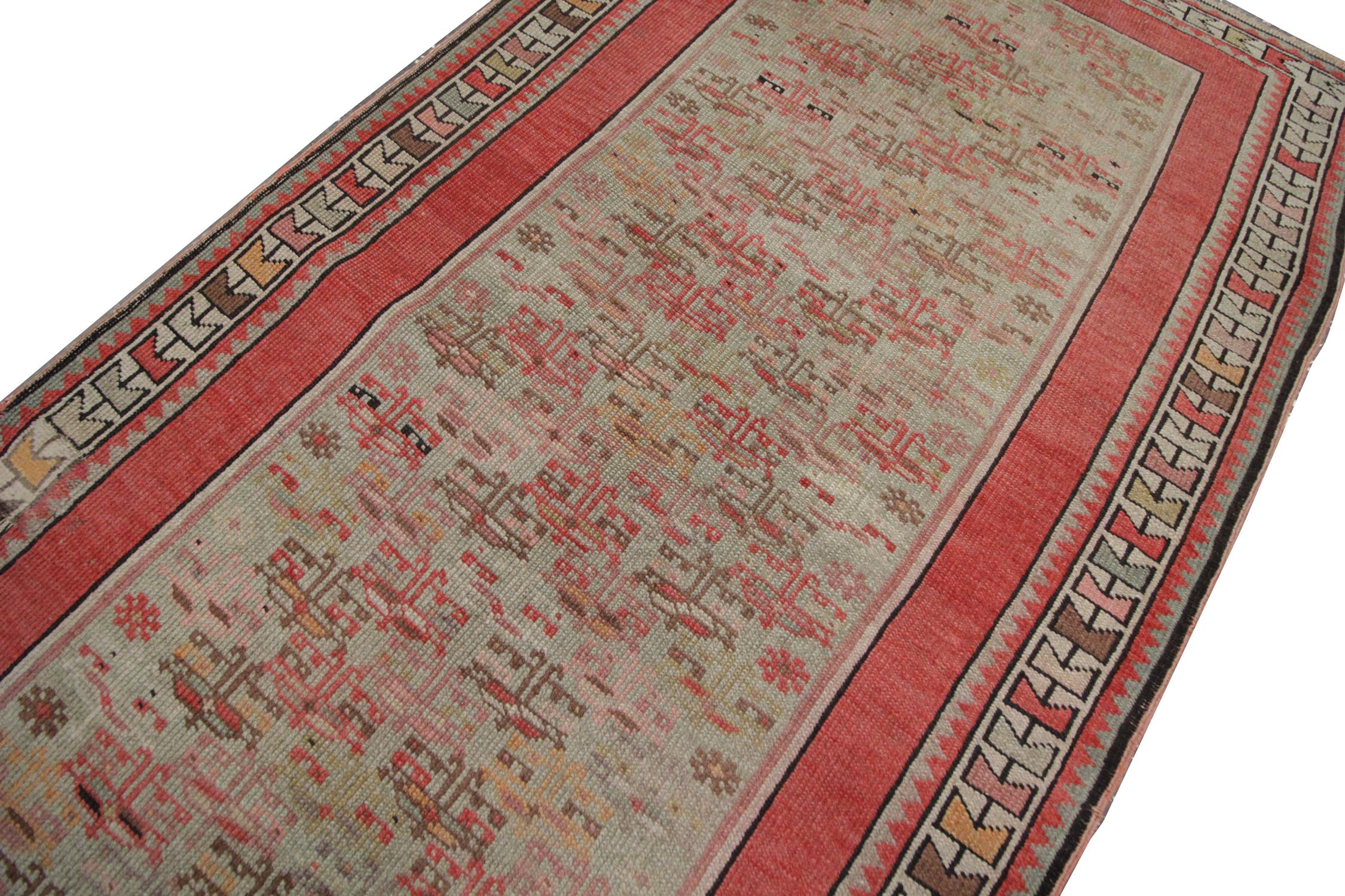 Qualität Antiker Teppich Kaukasischer Teppich Orientalisch Rosa Handgefertigt Wohnzimmerteppich (Stammeskunst) im Angebot