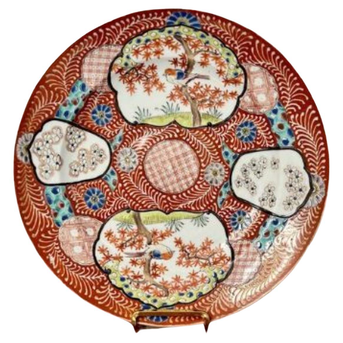Assiette en porcelaine chinoise ancienne de qualité 