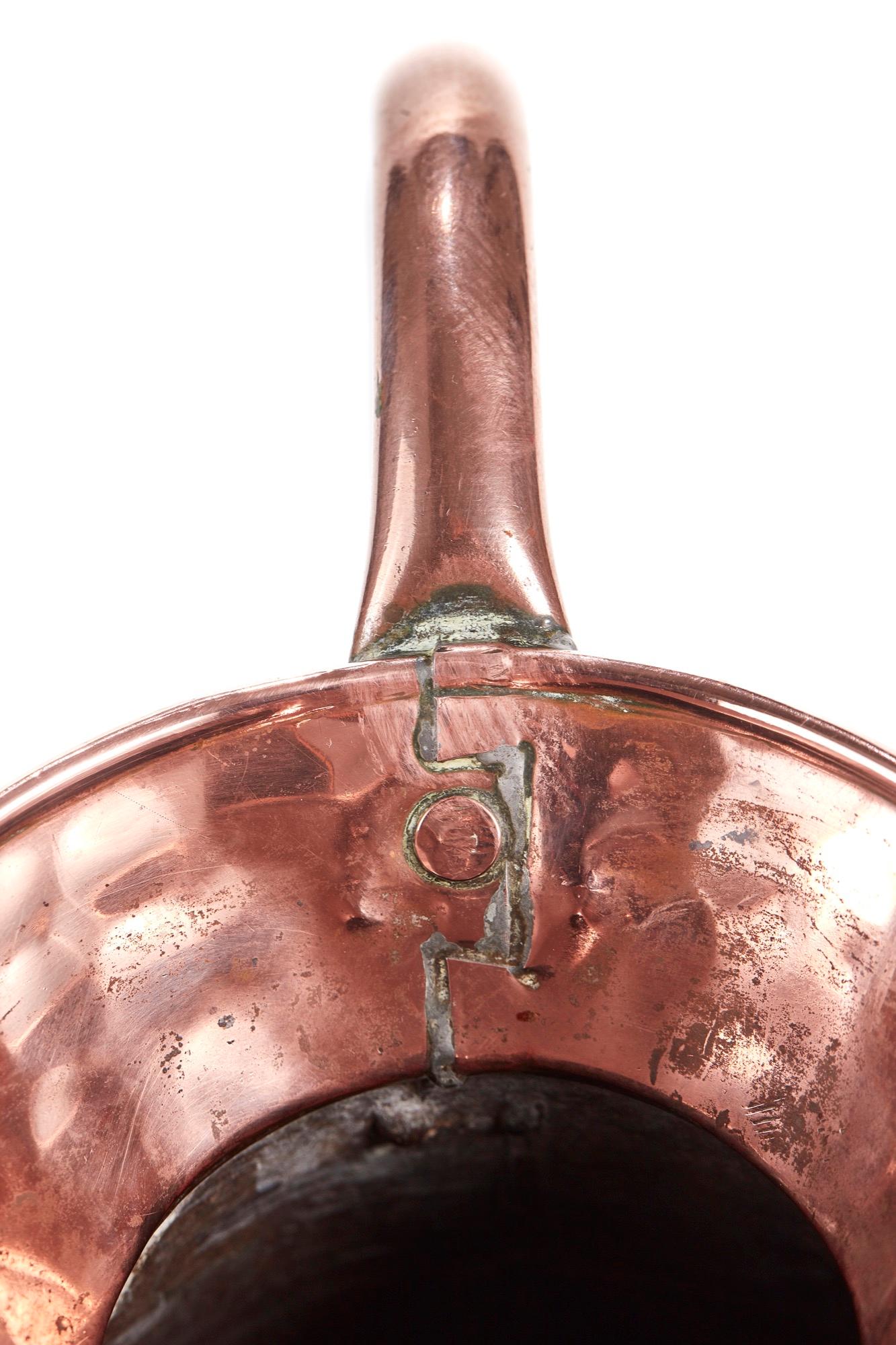 Quality Antique Copper Jug In Excellent Condition For Sale In Stutton, GB