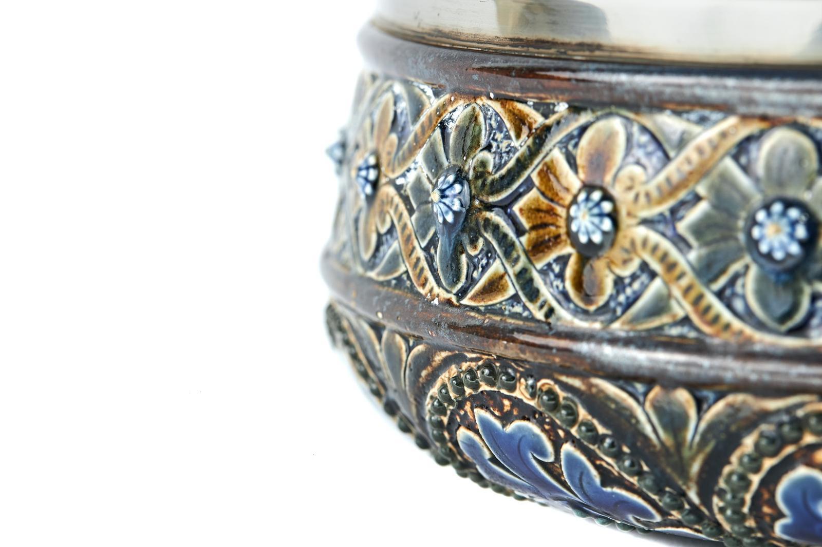 Quality Antique Doulton Lambeth Salad Bowl For Sale 1