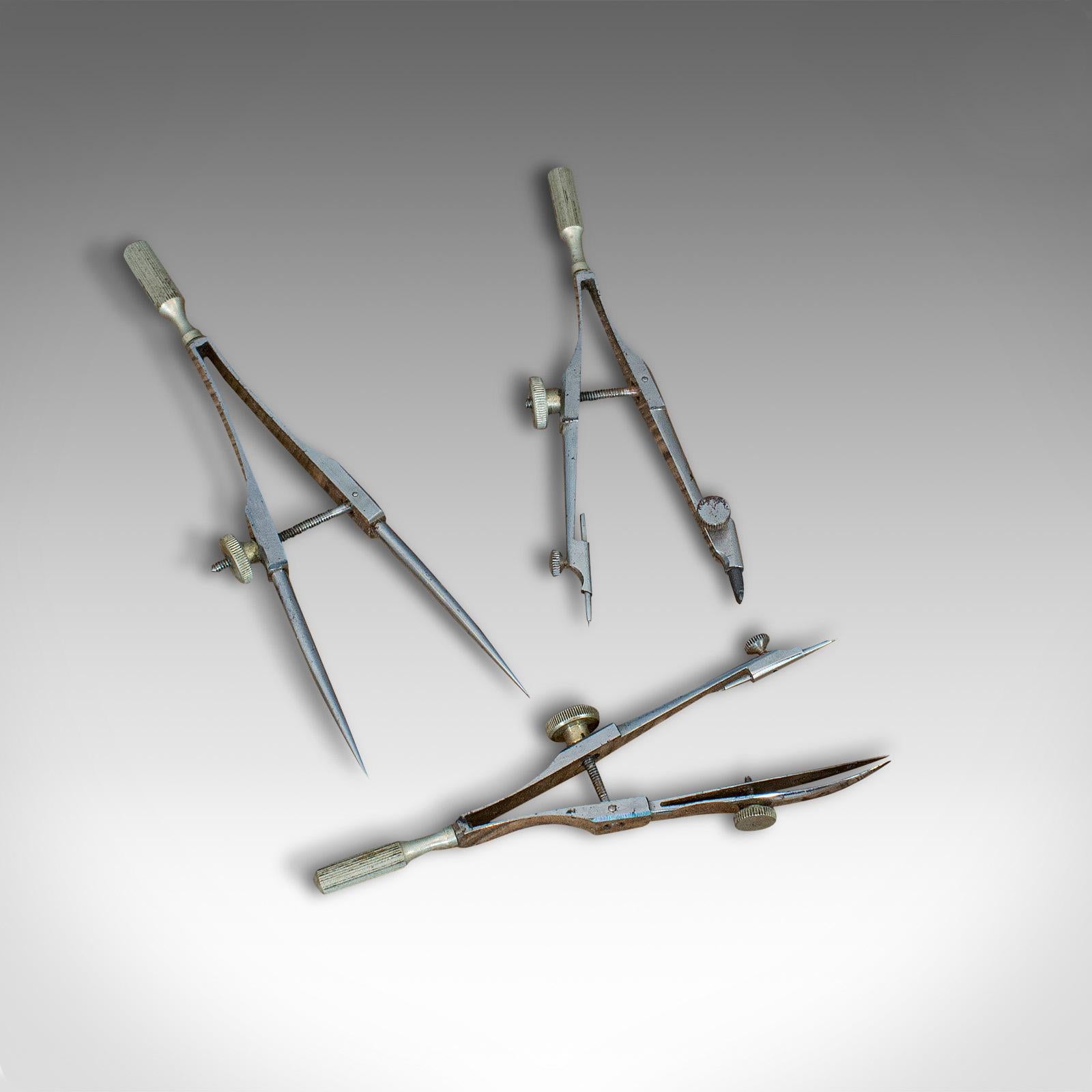 Nickel Ensemble d'instruments de dessin anciens de qualité, allemand, architecte, cartographe, Riefler en vente