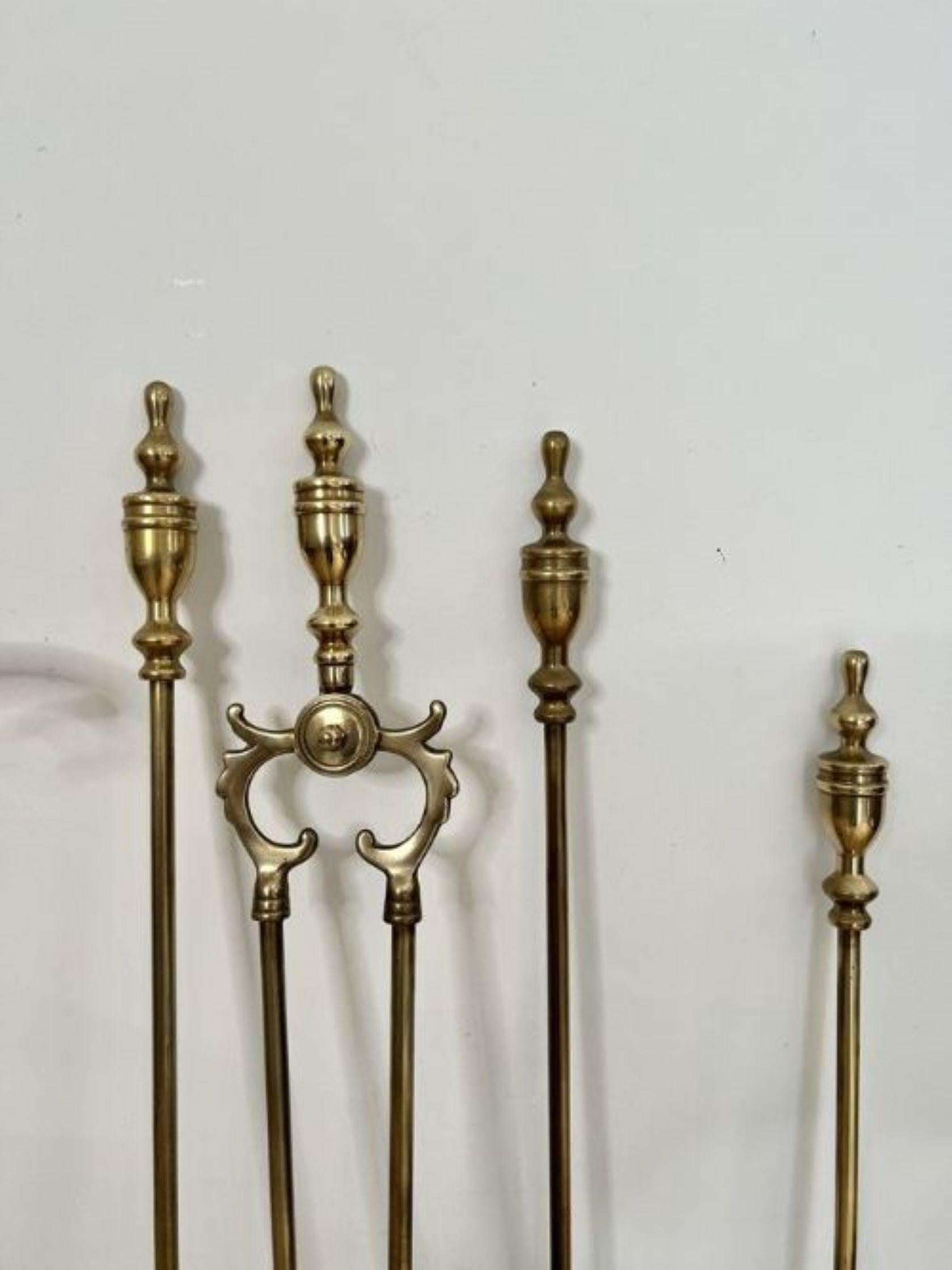 20th Century Quality antique Edwardian brass companion set and stand 