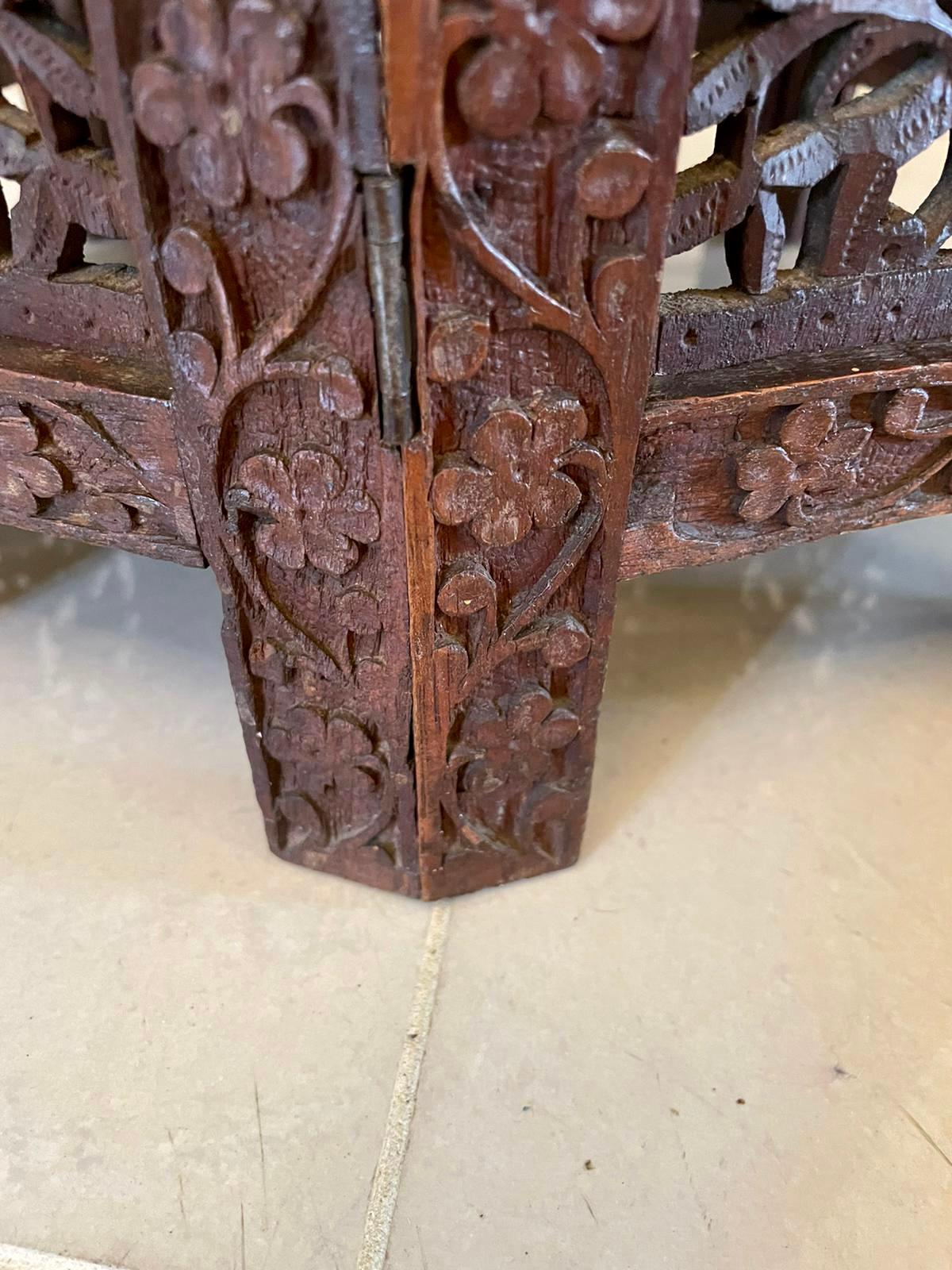 Quality Antique Edwardian Carved Hexagon Shaped Coffee Table In Good Condition For Sale In Suffolk, GB