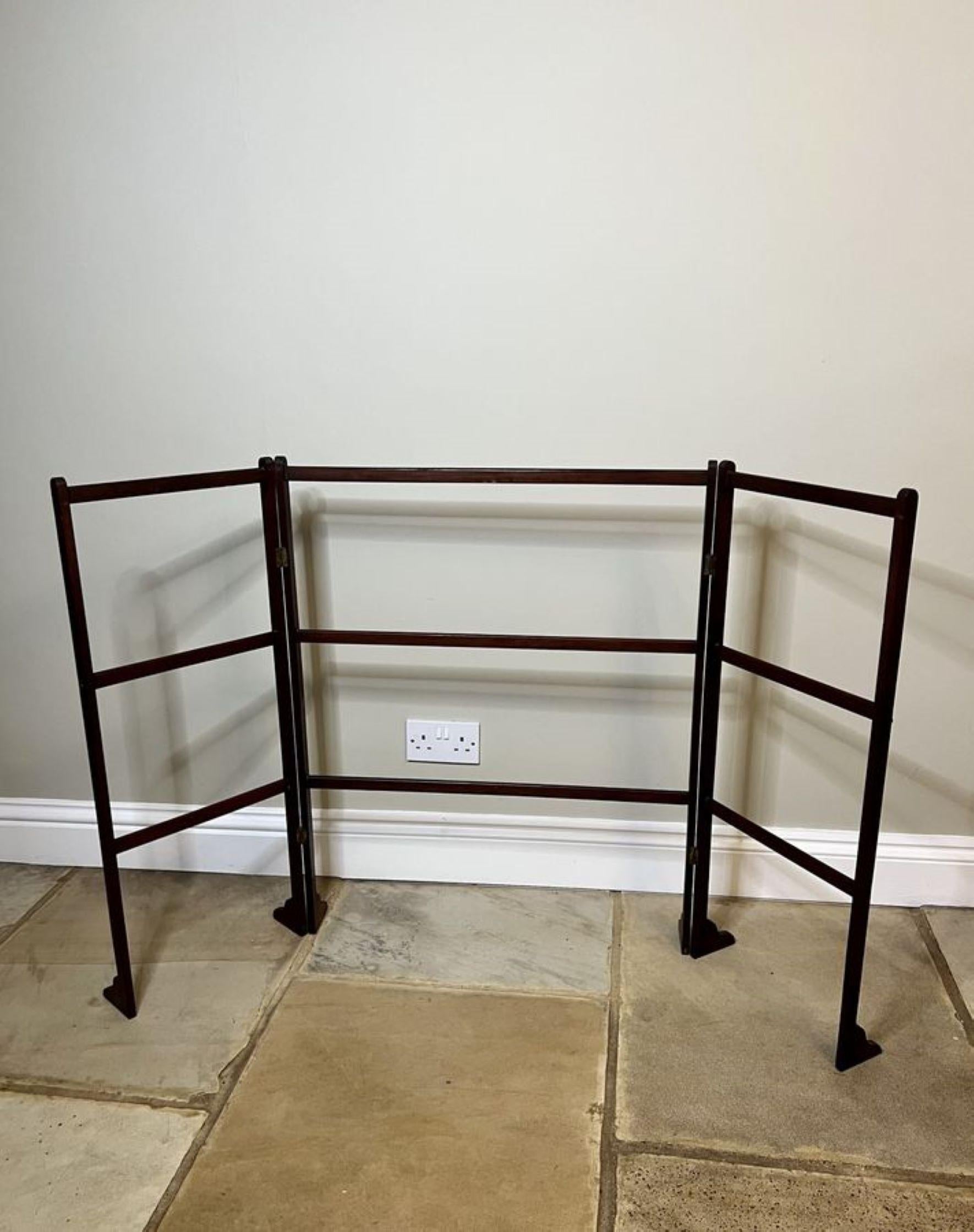 Quality antique Edwardian mahogany folding clothes airer  In Good Condition For Sale In Ipswich, GB
