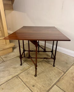 Quality antique Edwardian mahogany gateleg table
